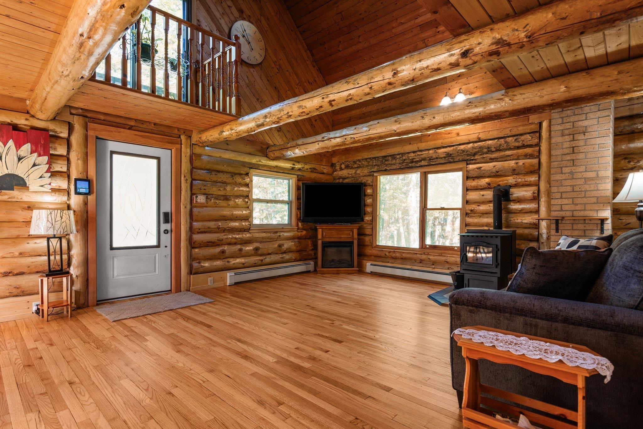 $599,900.00: 30 Deep Woods Lane, Enfield