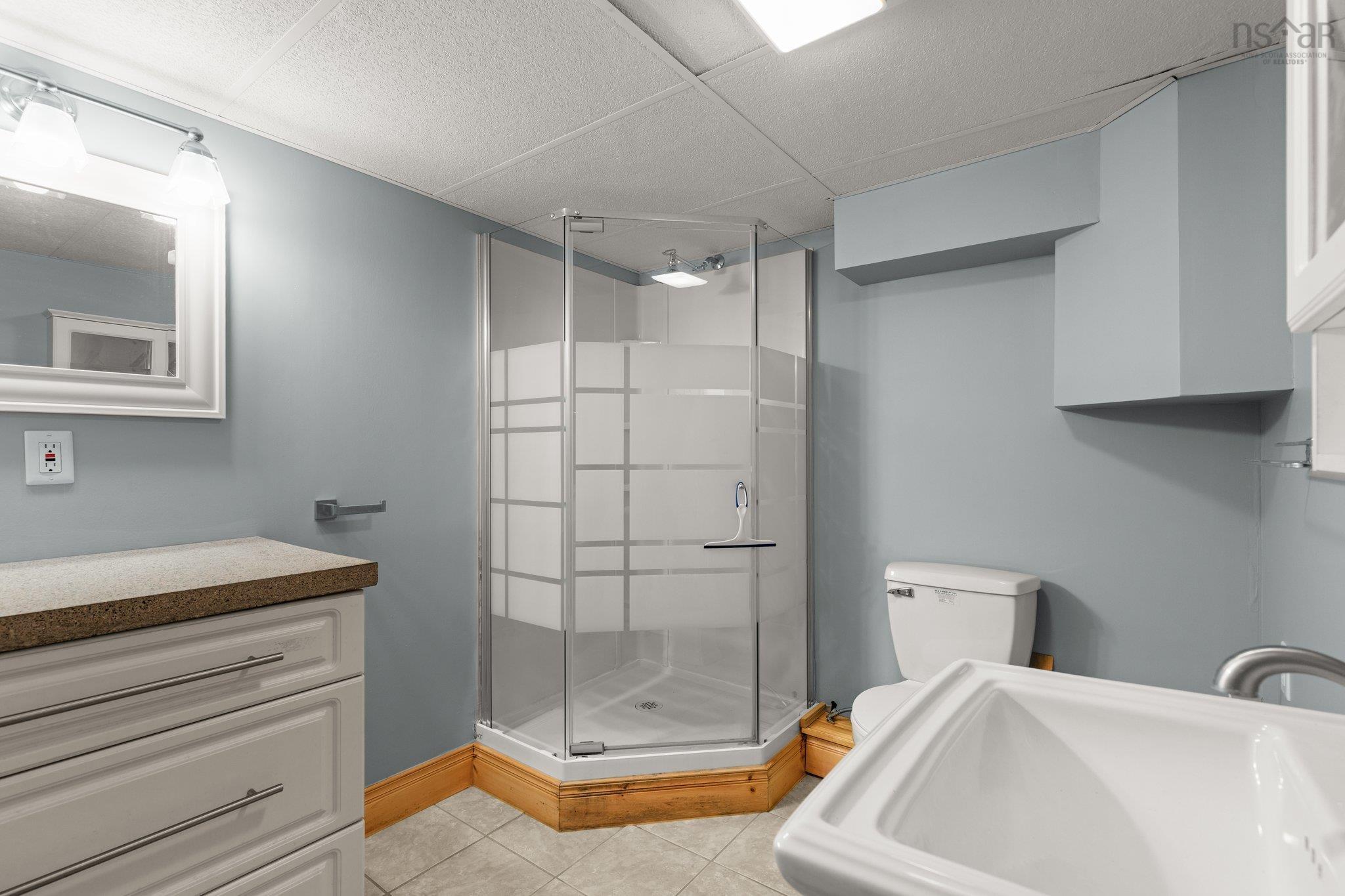 $599,900.00: 30 Deep Woods Lane, Enfield