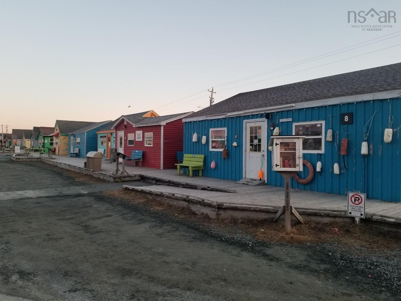 $449,900.00: 52 Boyne Court, Eastern Passage