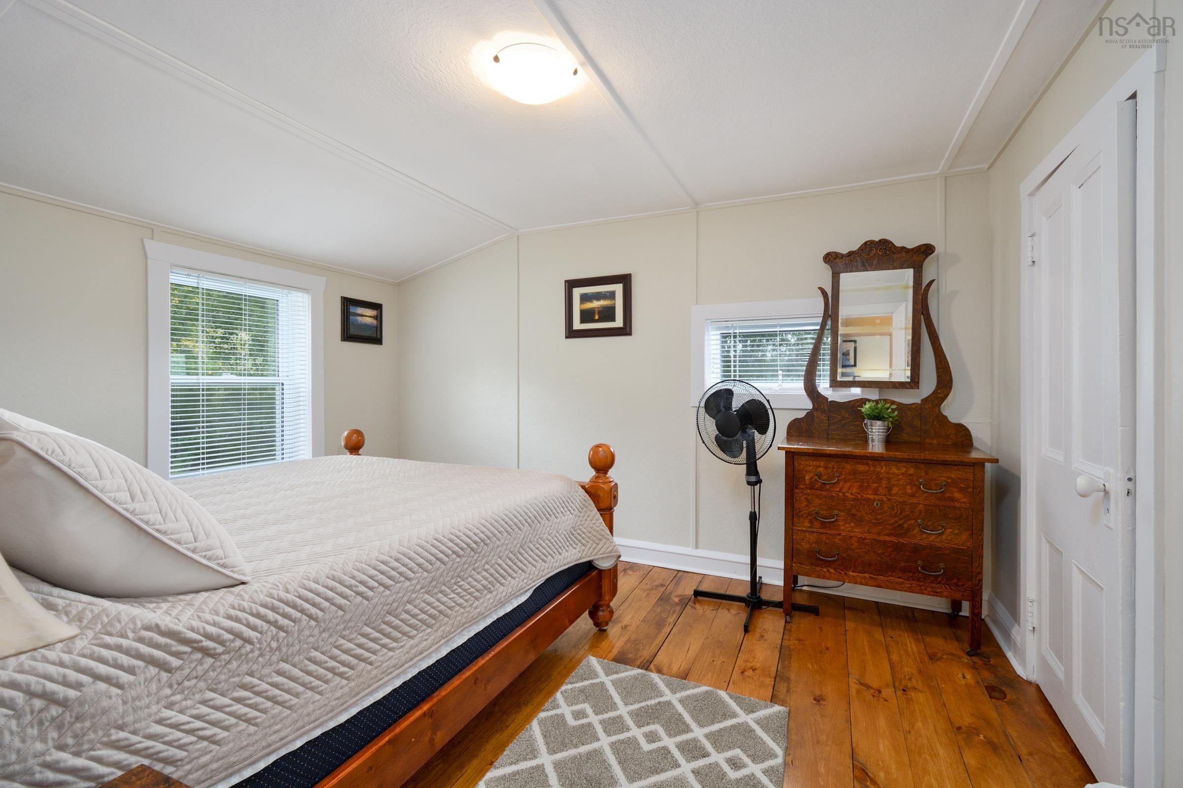 $459,000.00: 15398 Highway 4, Johnstown