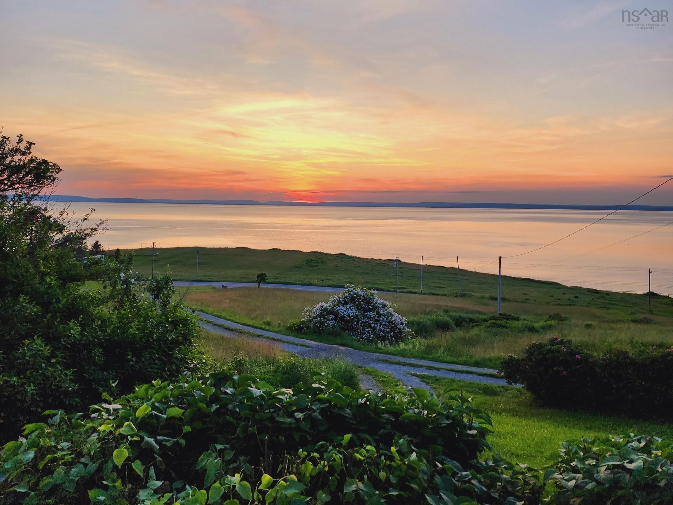 $459,000.00: 15398 Highway 4, Johnstown