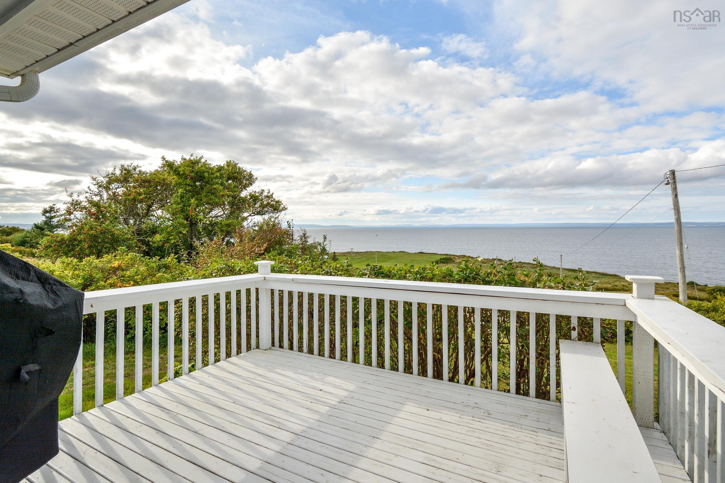 $459,000.00: 15398 Highway 4, Johnstown