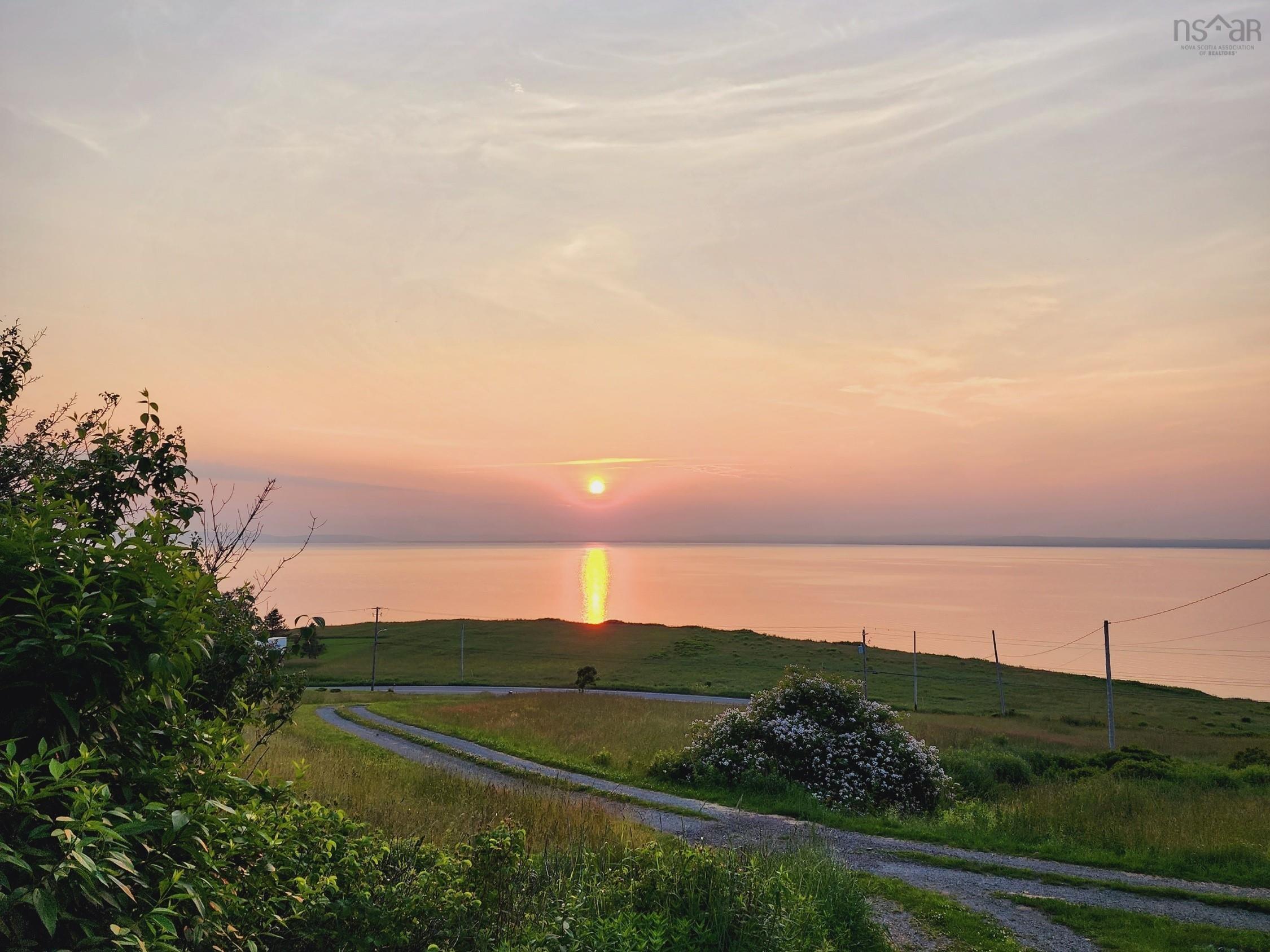 $459,000.00: 15398 Highway 4, Johnstown