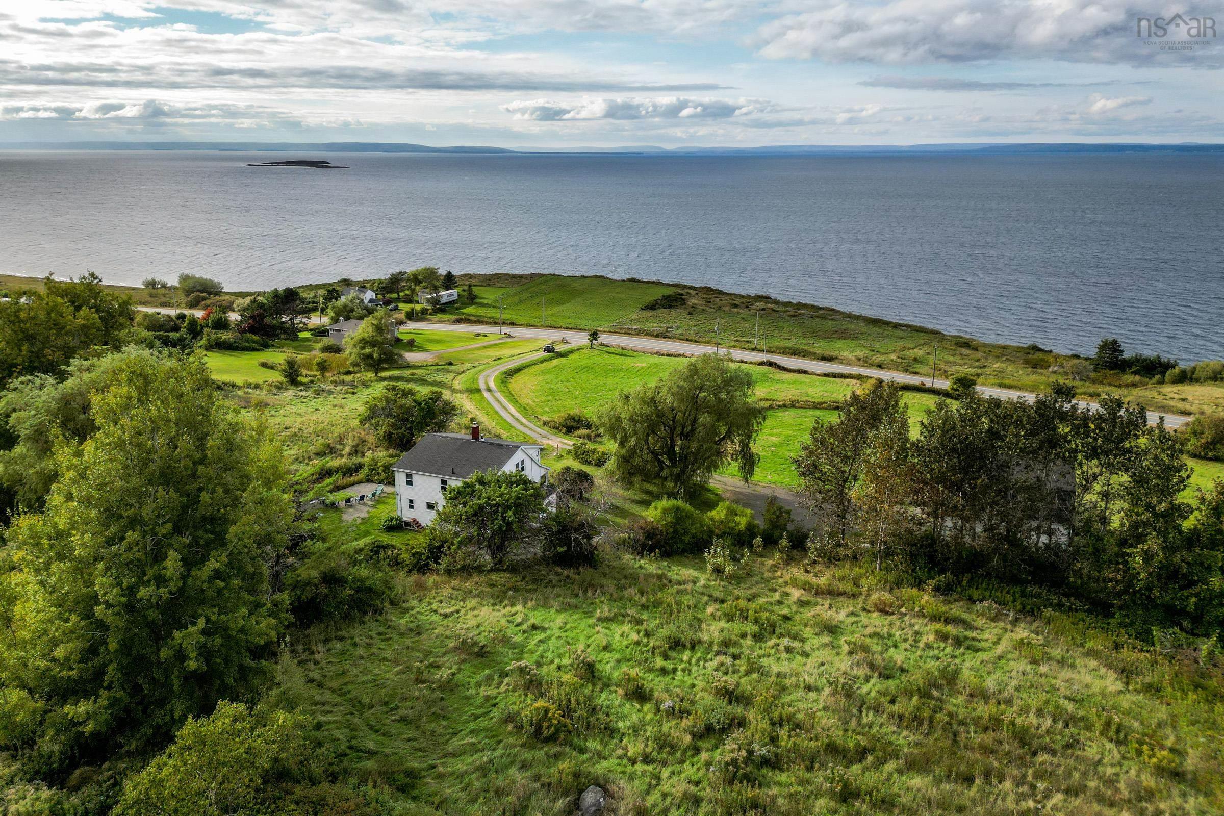 $459,000.00: 15398 Highway 4, Johnstown