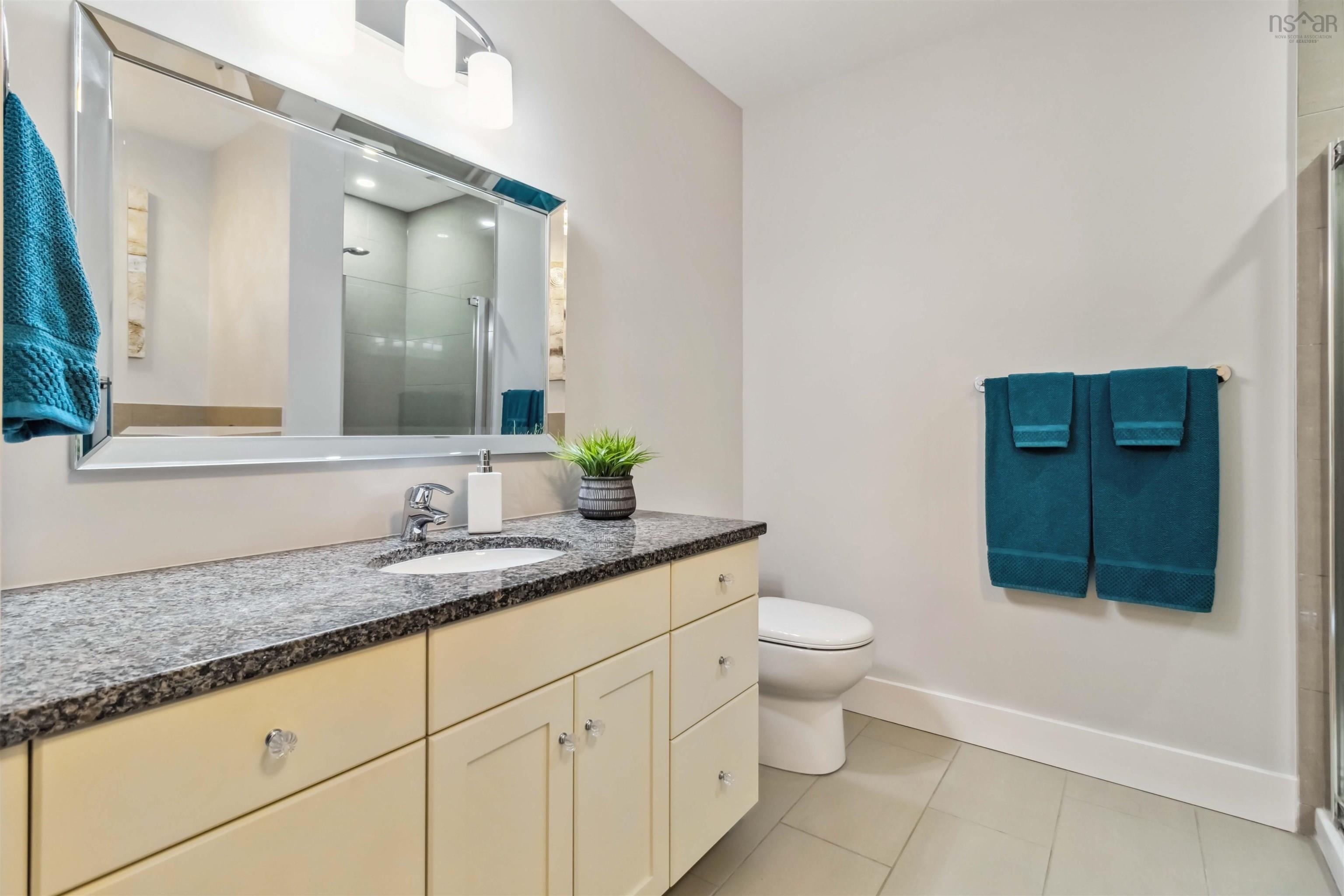 $799,800.00: 502 31 Kings Wharf Place, Dartmouth