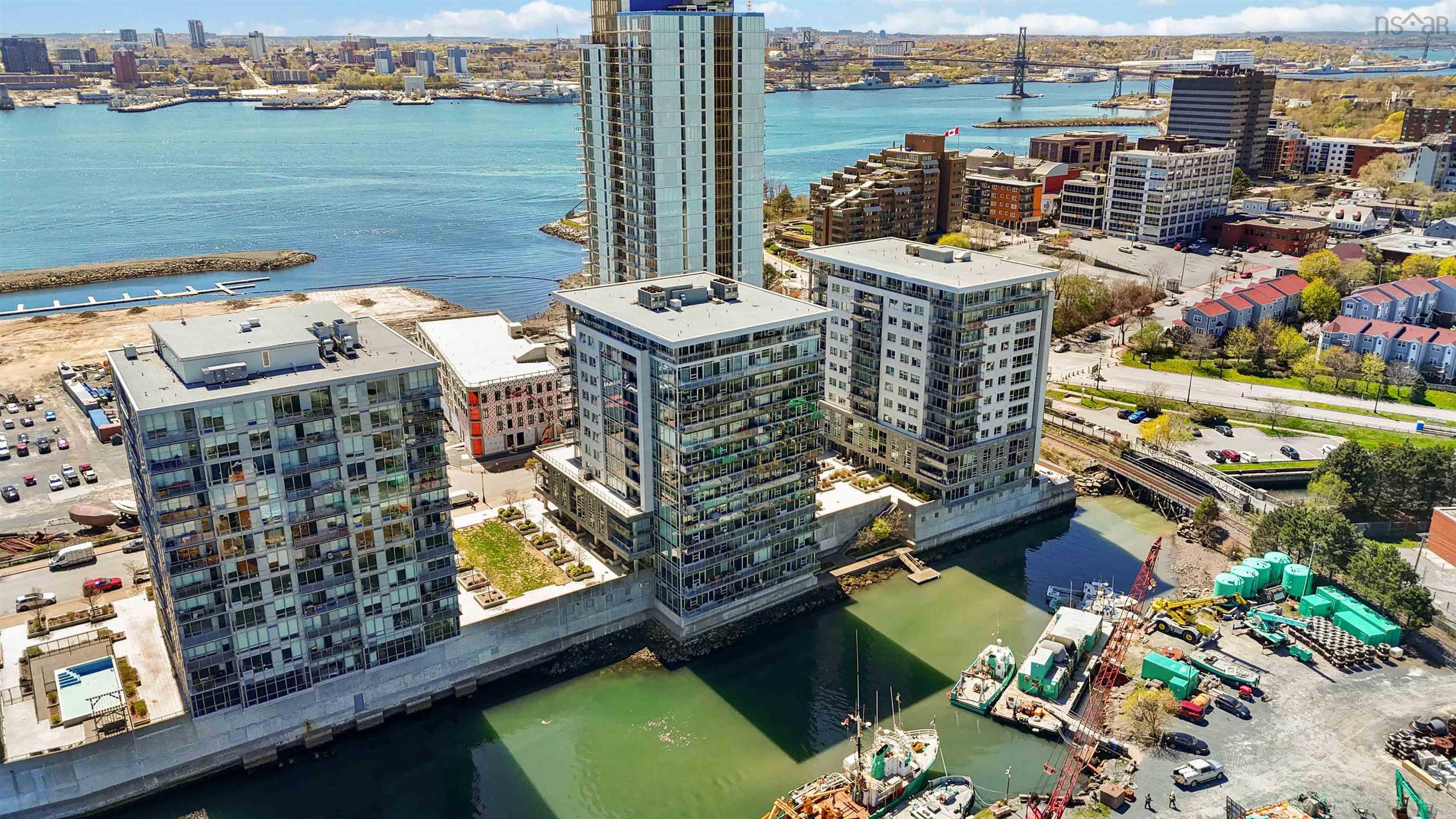 $799,800.00: 502 31 Kings Wharf Place, Dartmouth