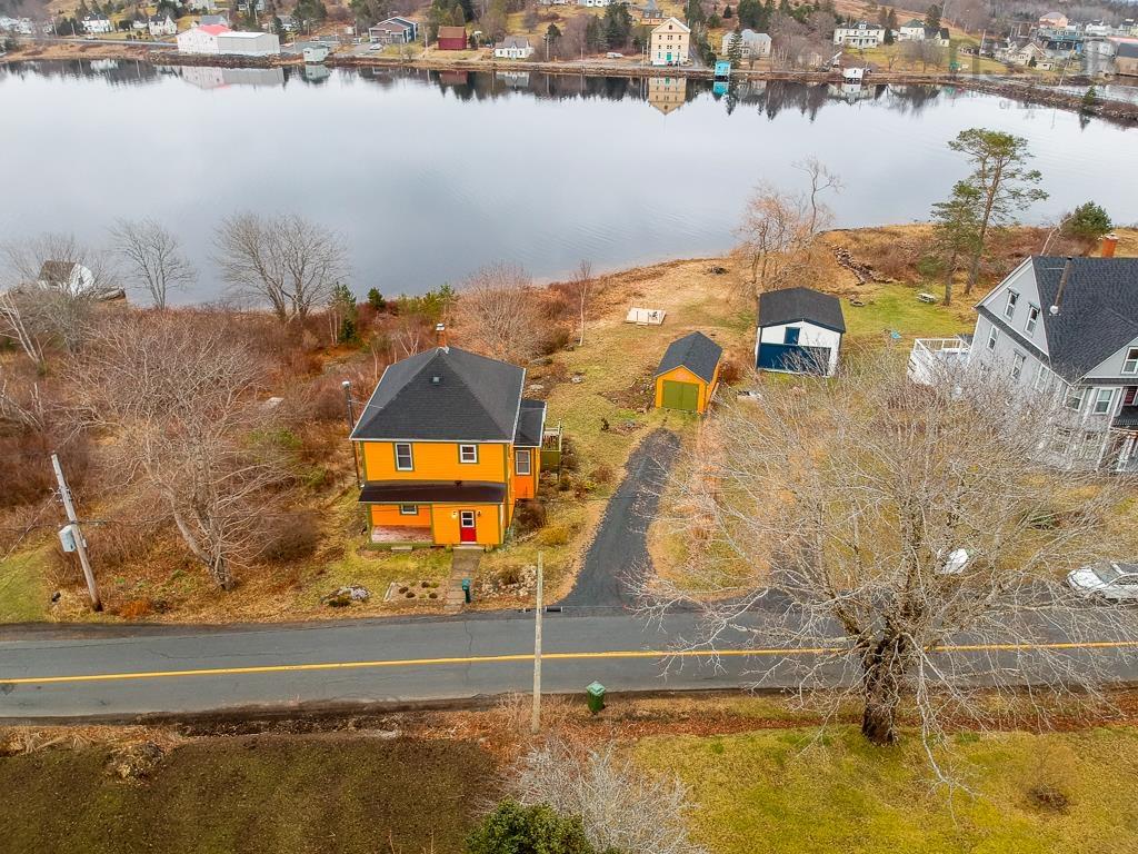 $219,000.00: 229 North Side Road, Riverport