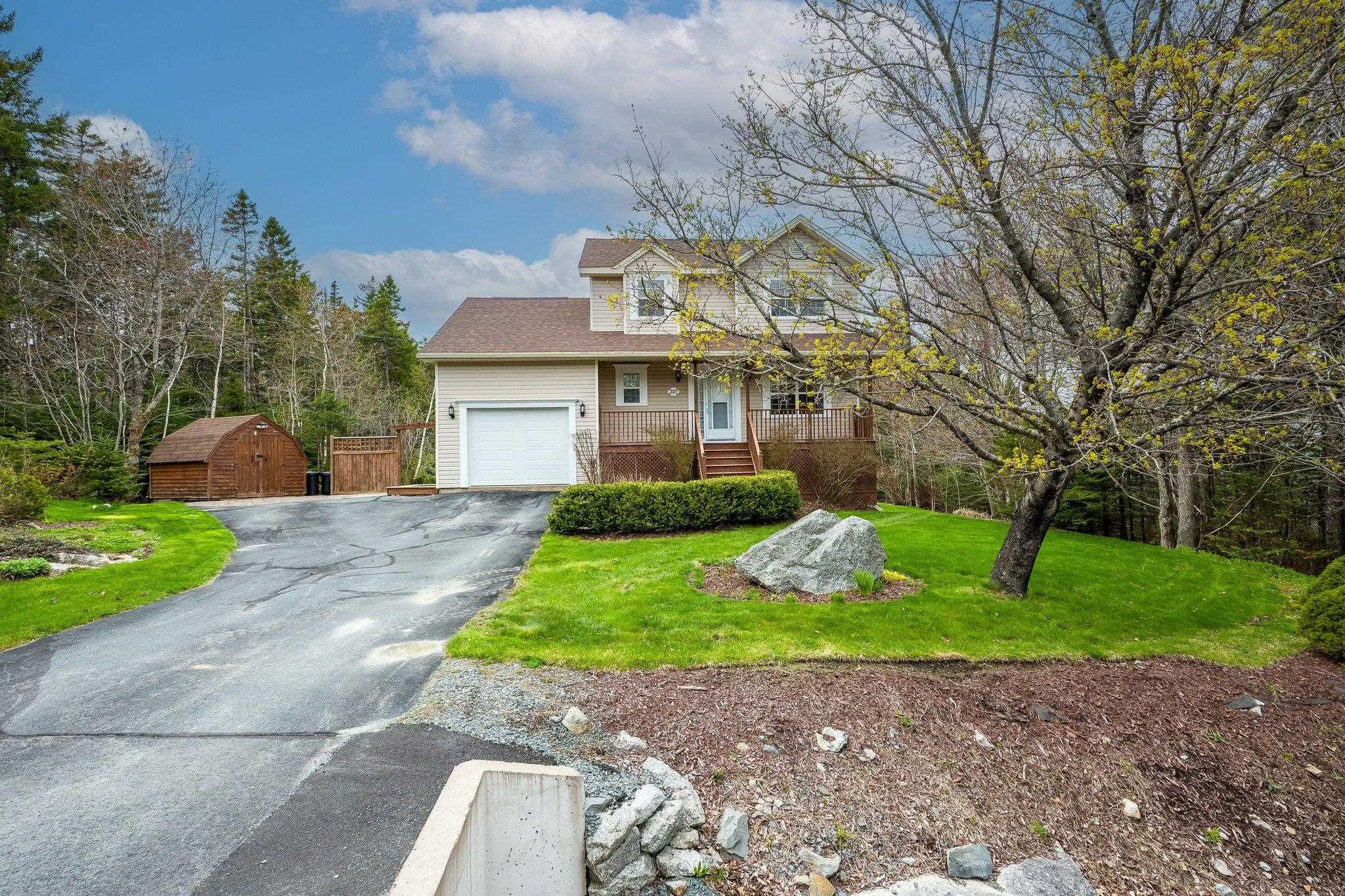 $738,000.00: 227 St George Blvd, Hammonds Plains