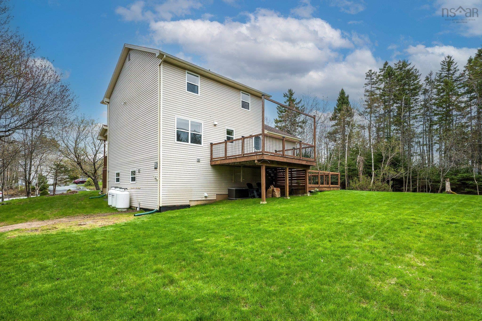 $738,000.00: 227 St George Blvd, Hammonds Plains