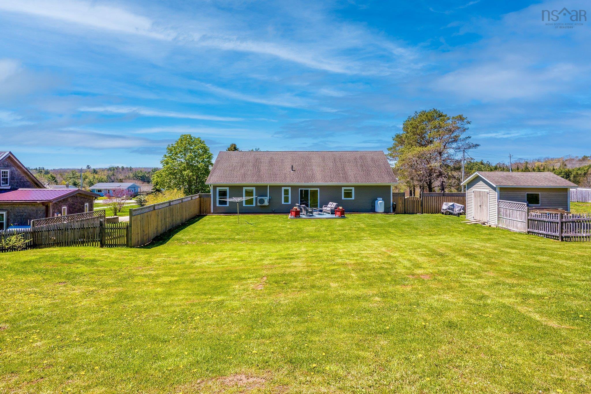 $519,000.00: 750 Northwest Road, Northwest