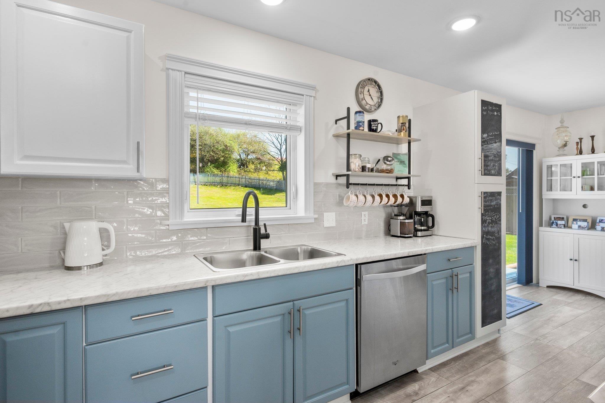 $519,000.00: 750 Northwest Road, Northwest