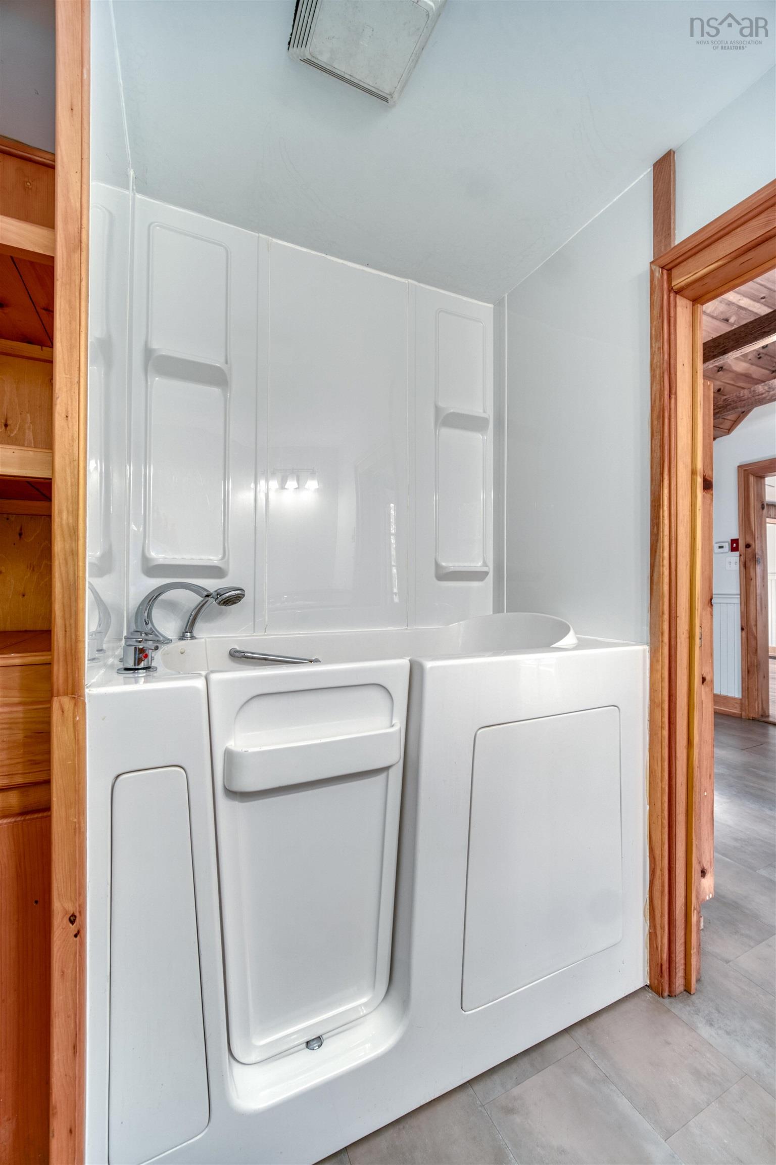 $499,900.00: 8577 Highway 7, Musquodoboit Harbour