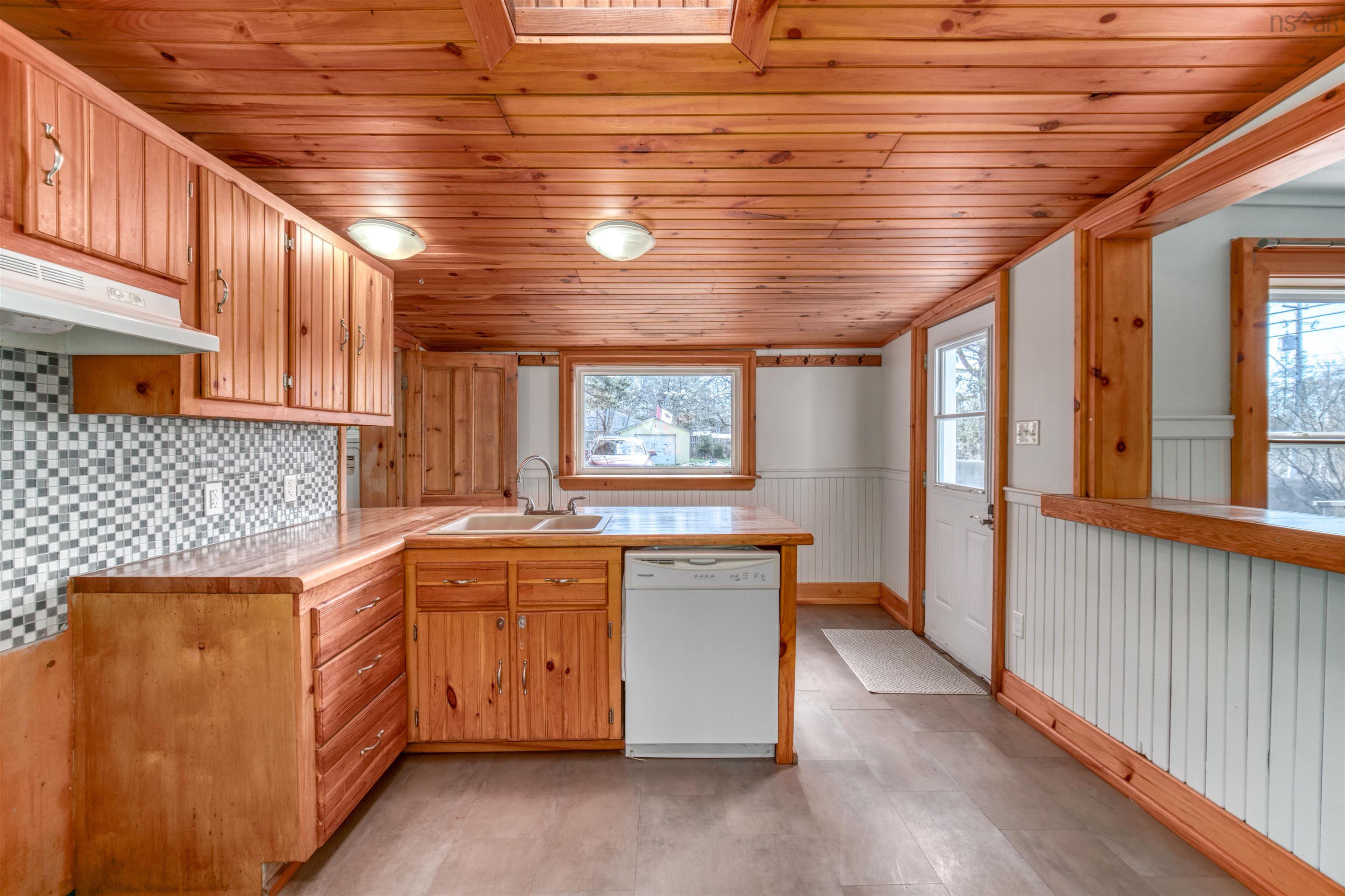 $499,900.00: 8577 Highway 7, Musquodoboit Harbour