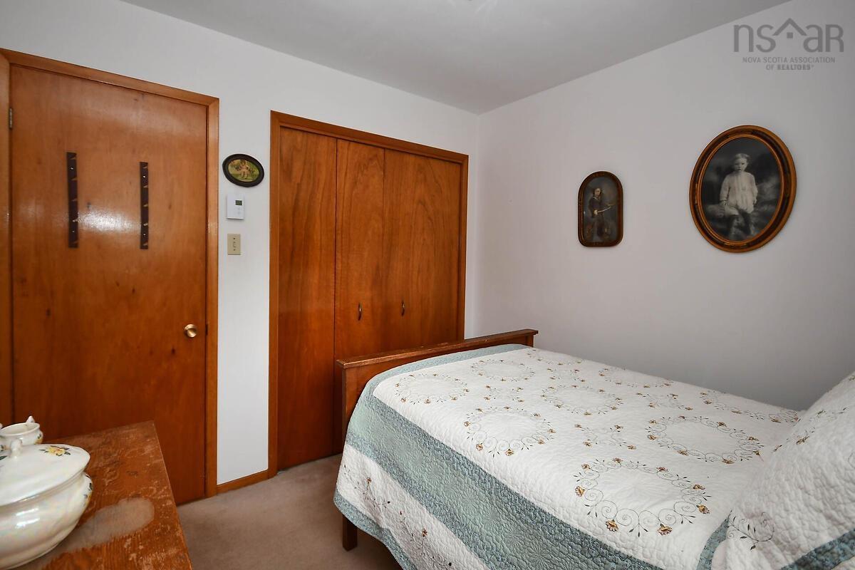 $330,000.00: 67 Evergreen Drive, Salmon River