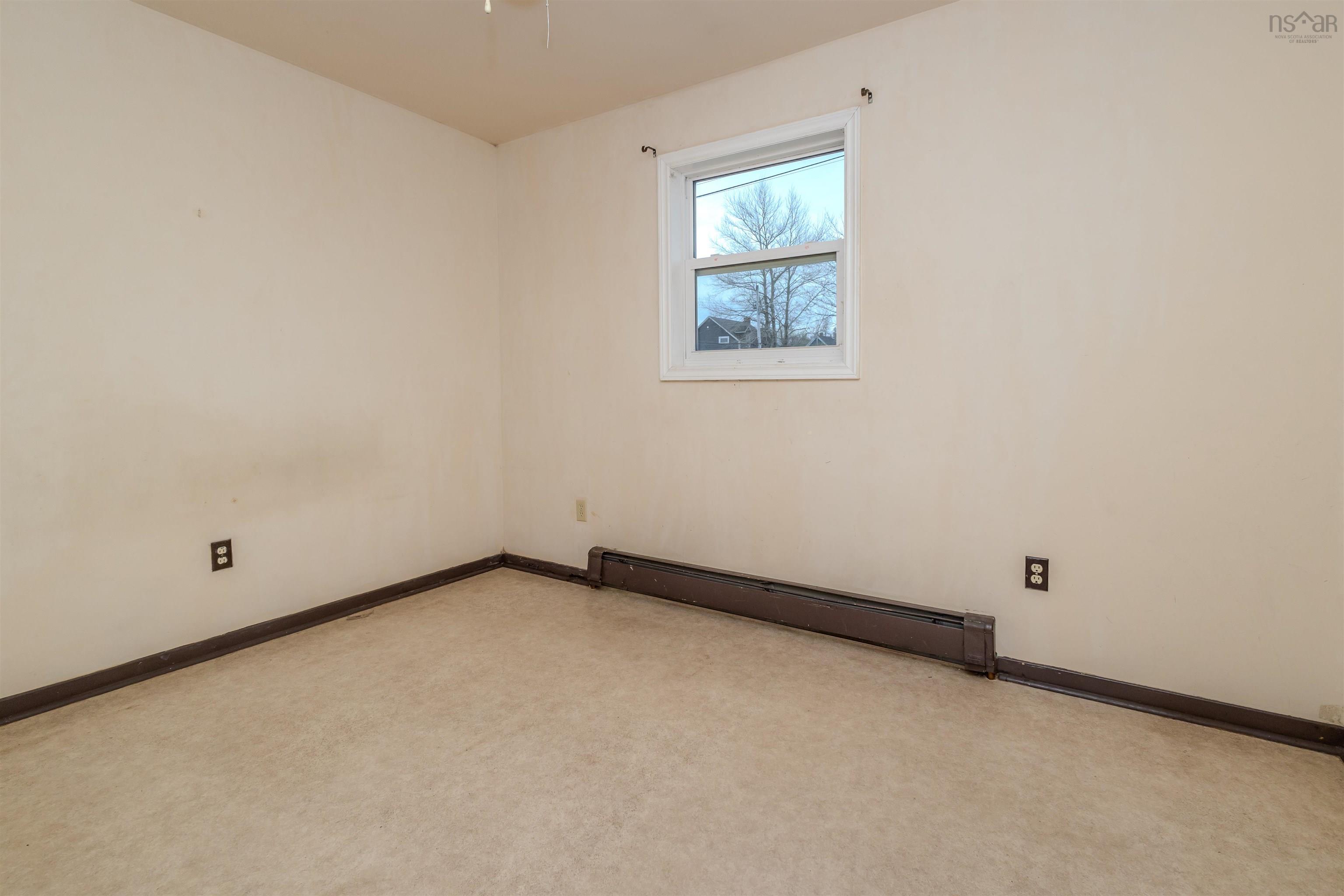 $179,000.00: 103 Spruce Street, Sydney