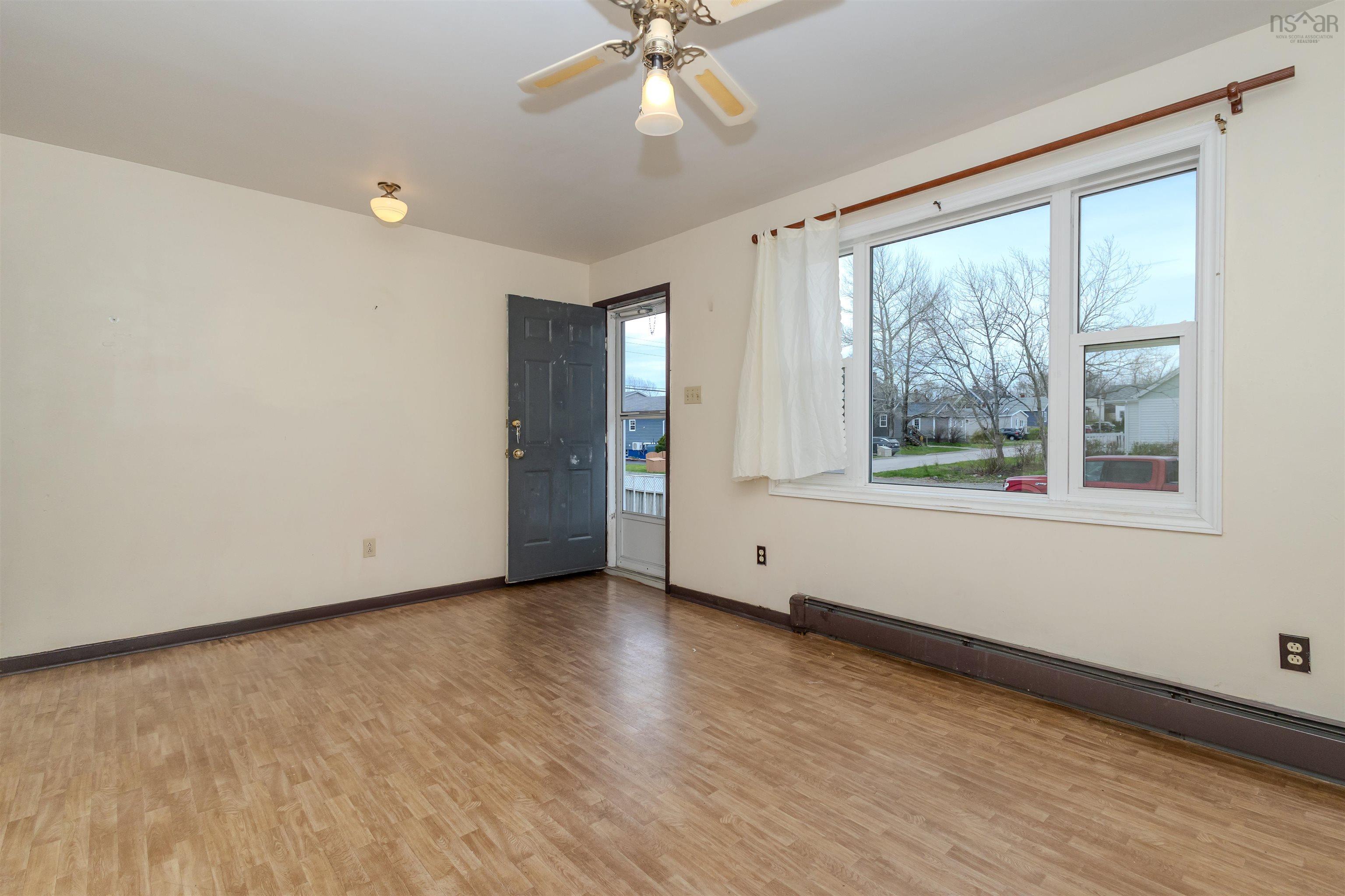 $179,000.00: 103 Spruce Street, Sydney