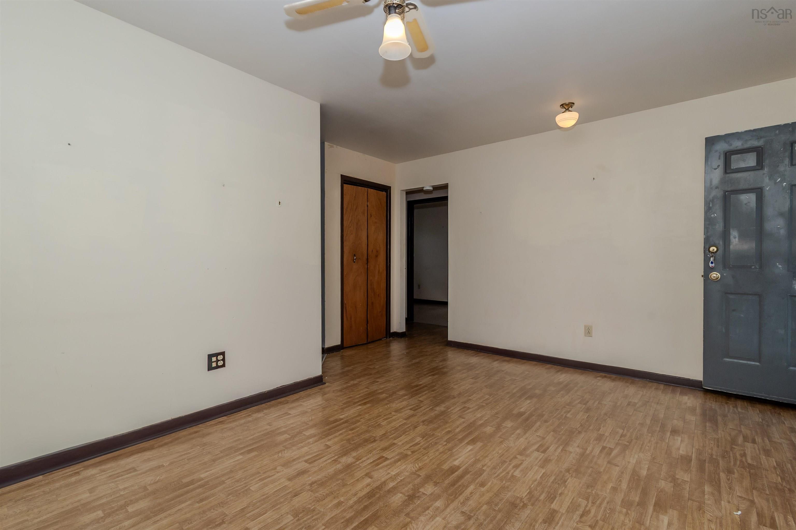 $179,000.00: 103 Spruce Street, Sydney