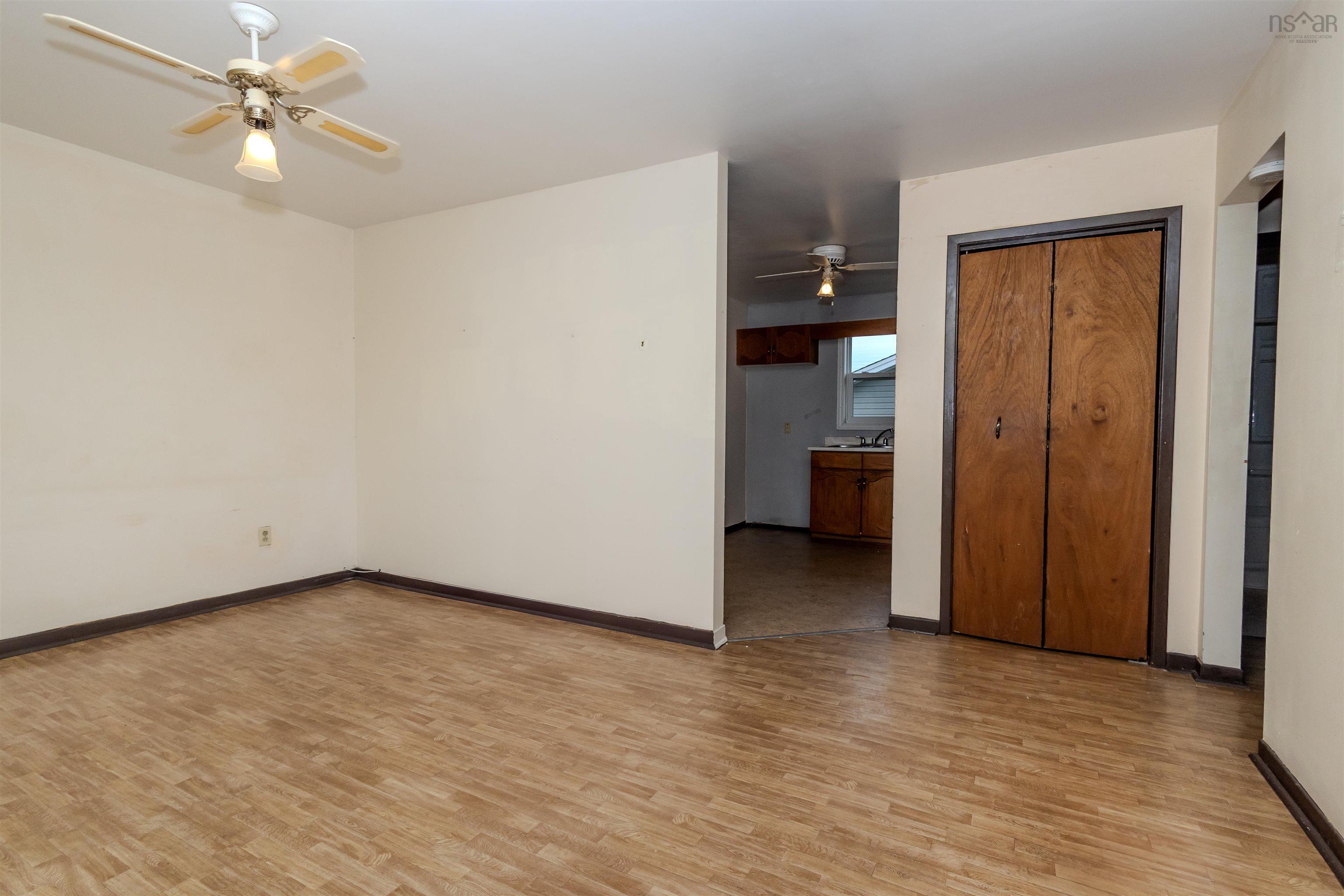 $179,000.00: 103 Spruce Street, Sydney