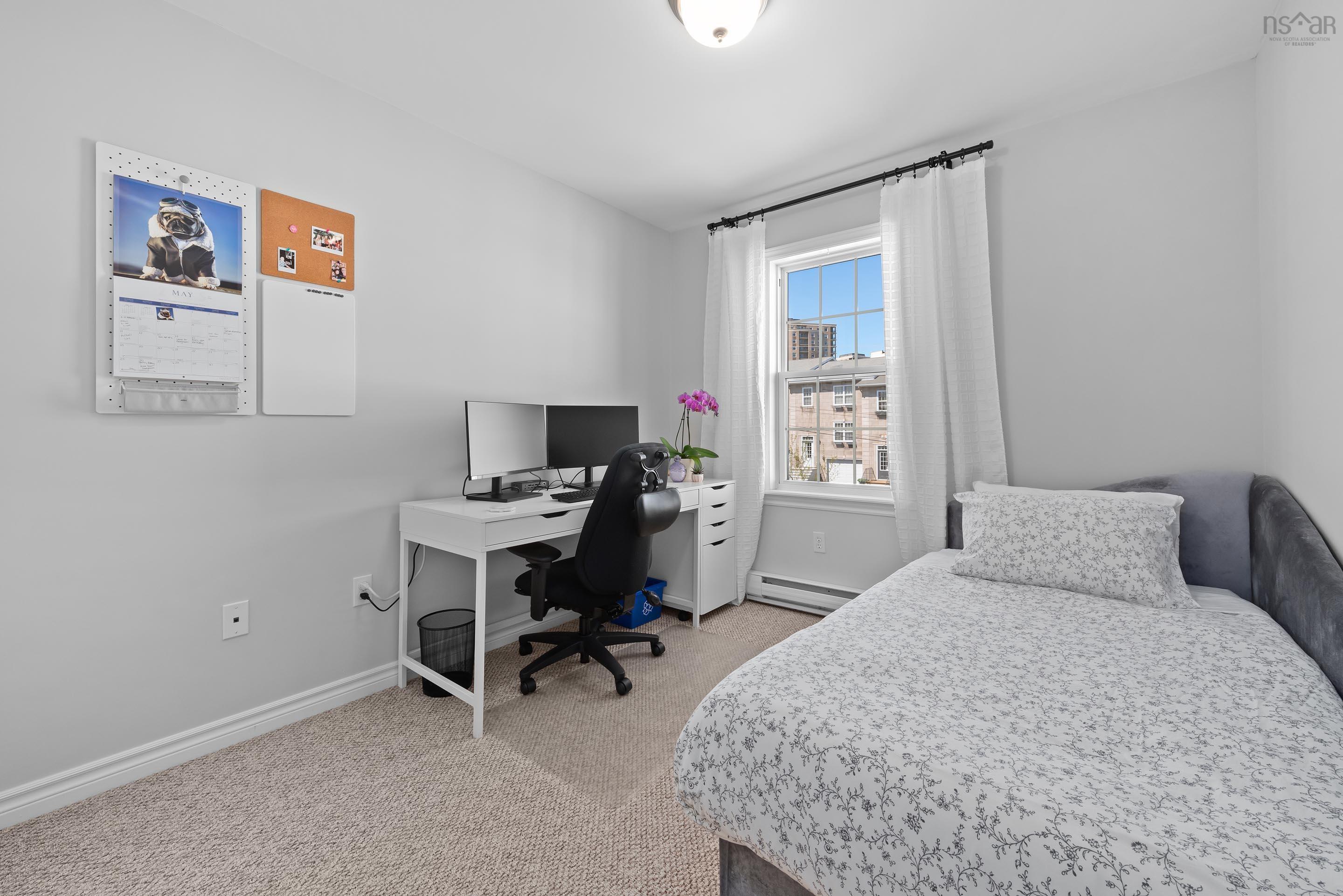 $599,900.00: 18 Brigadier Court, Halifax