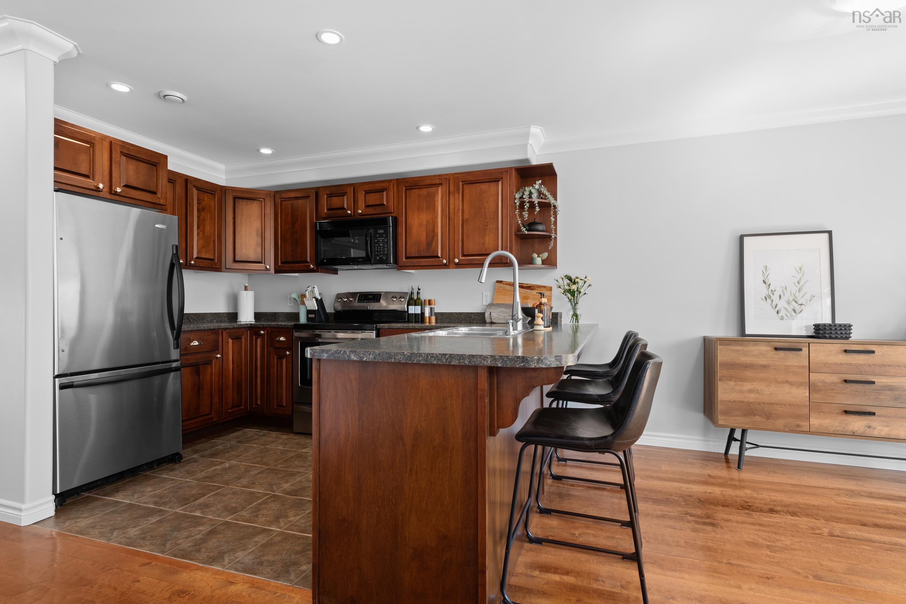$599,900.00: 18 Brigadier Court, Halifax