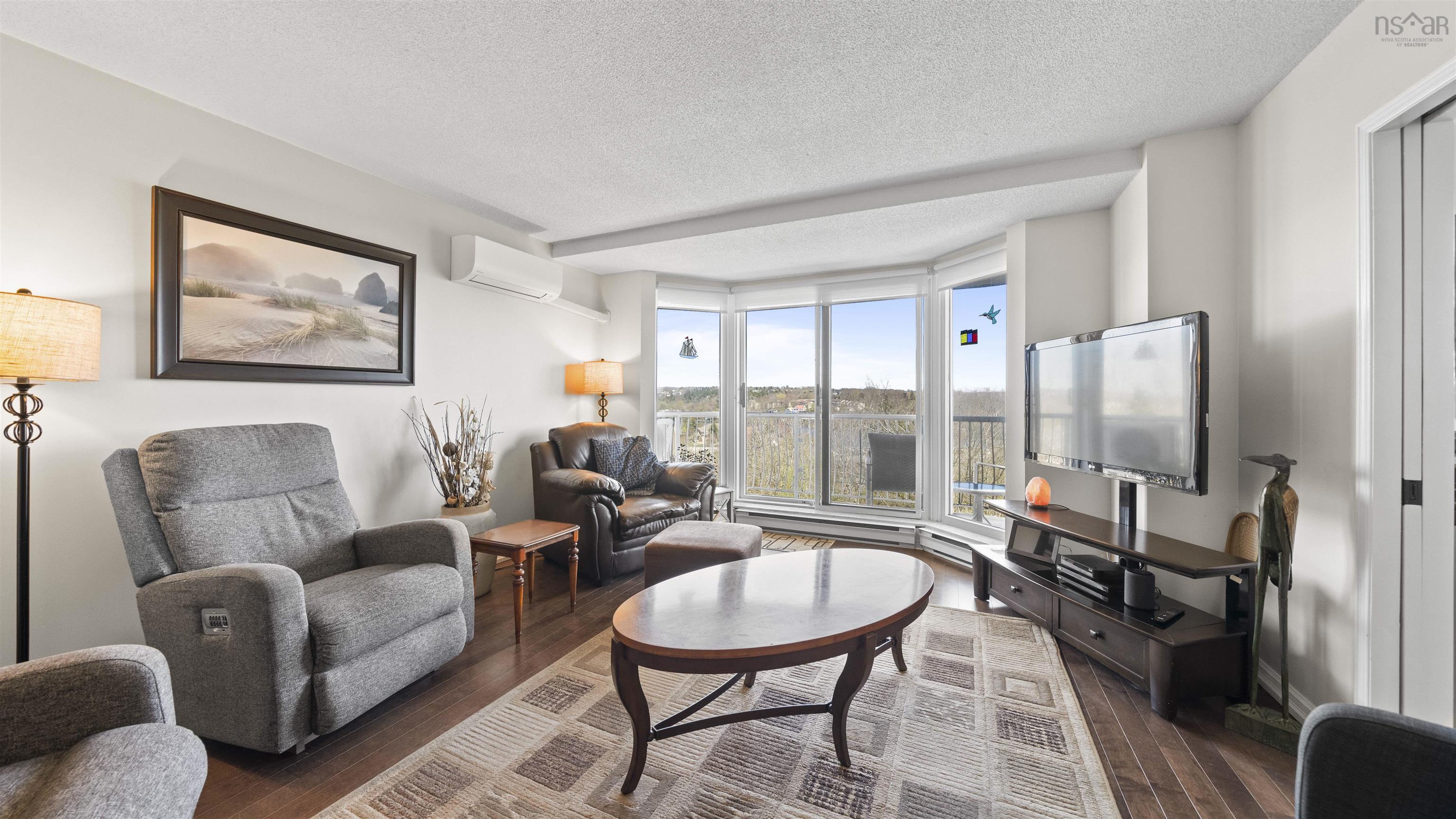 $450,000.00: 509 30 Brookdale Crescent, Dartmouth