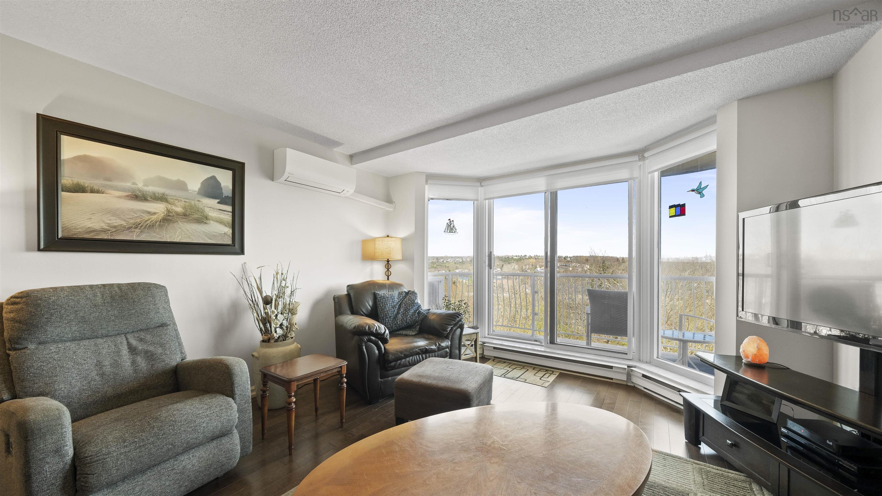 $450,000.00: 509 30 Brookdale Crescent, Dartmouth