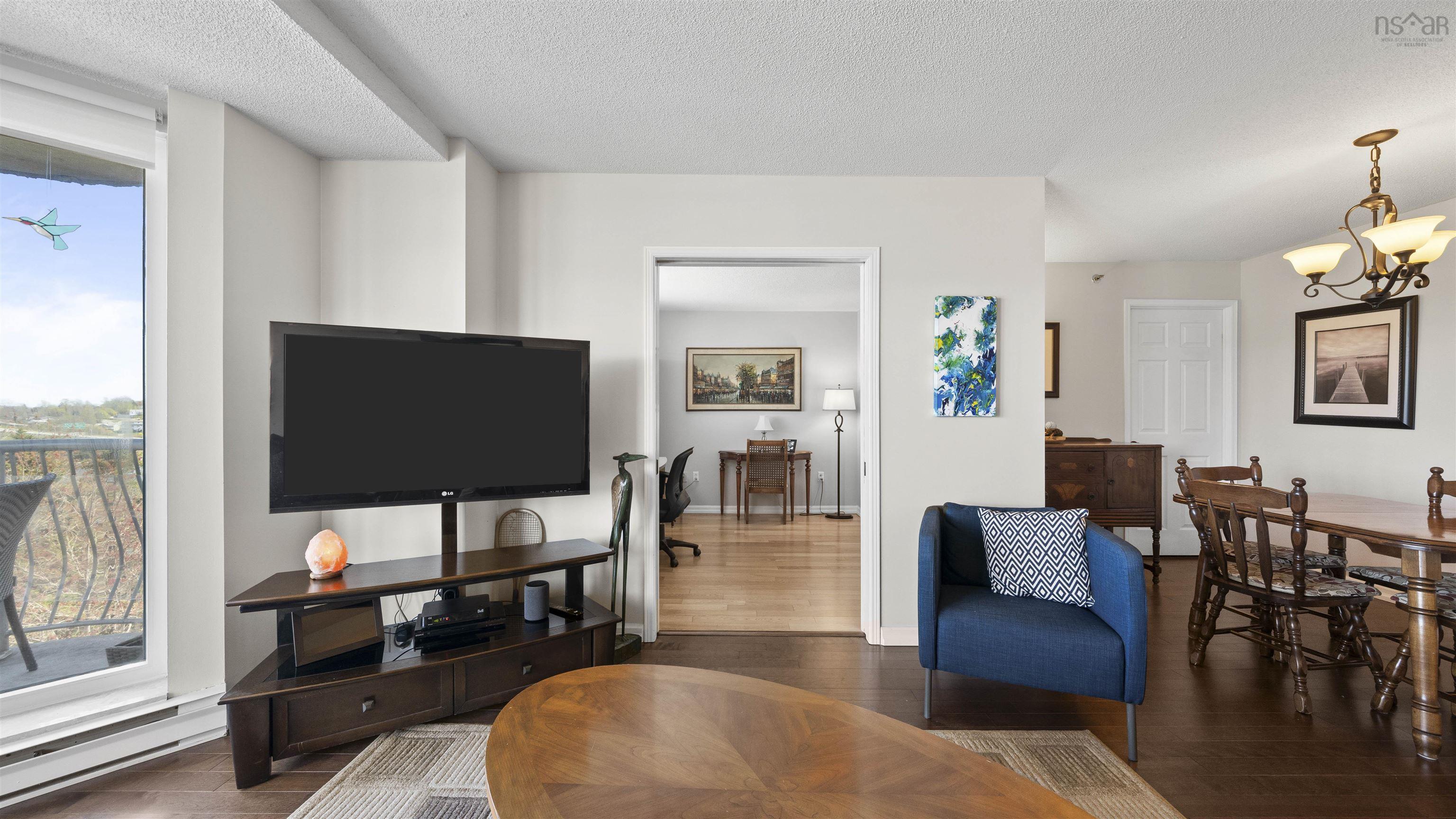 $450,000.00: 509 30 Brookdale Crescent, Dartmouth