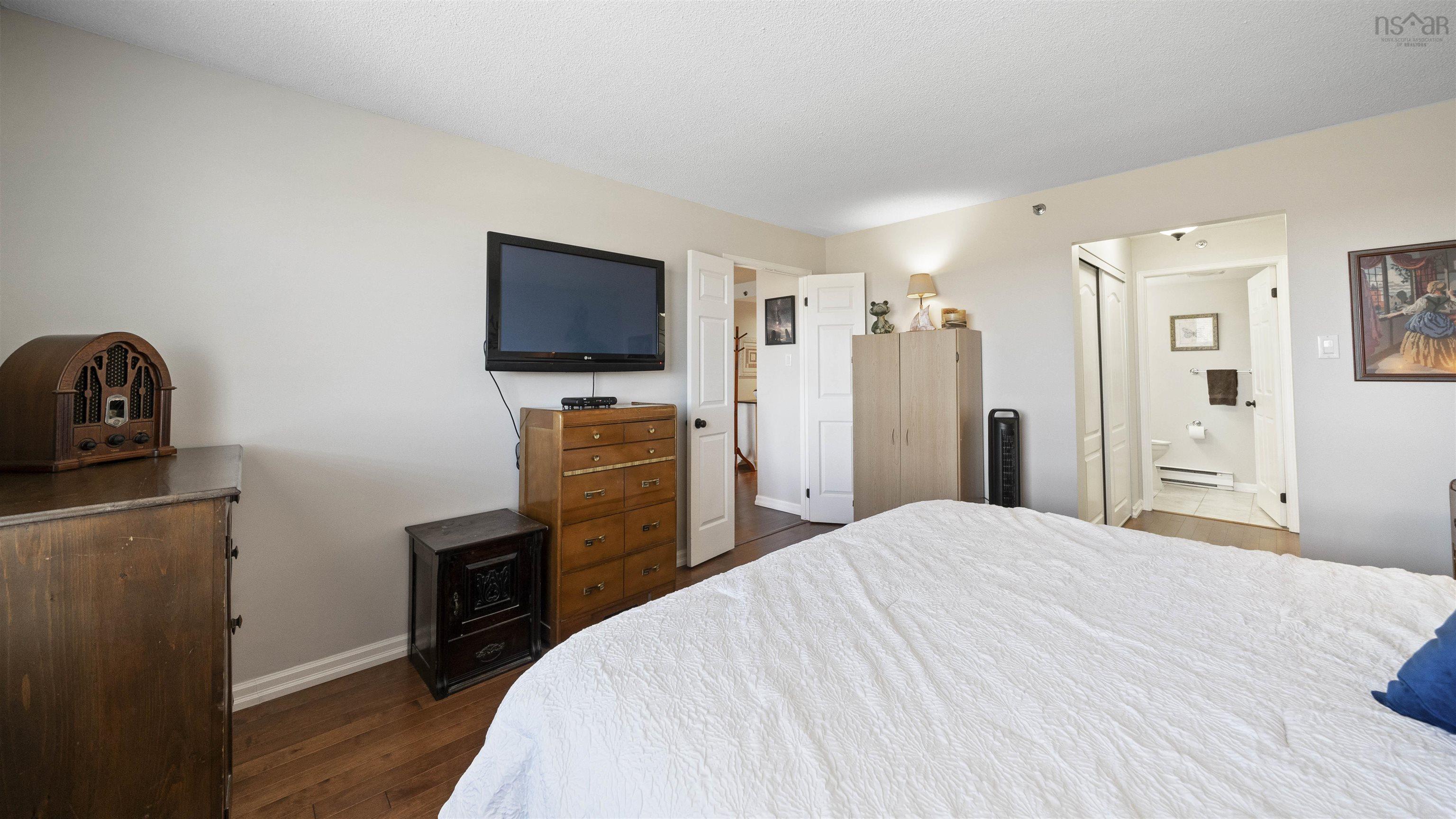 $450,000.00: 509 30 Brookdale Crescent, Dartmouth