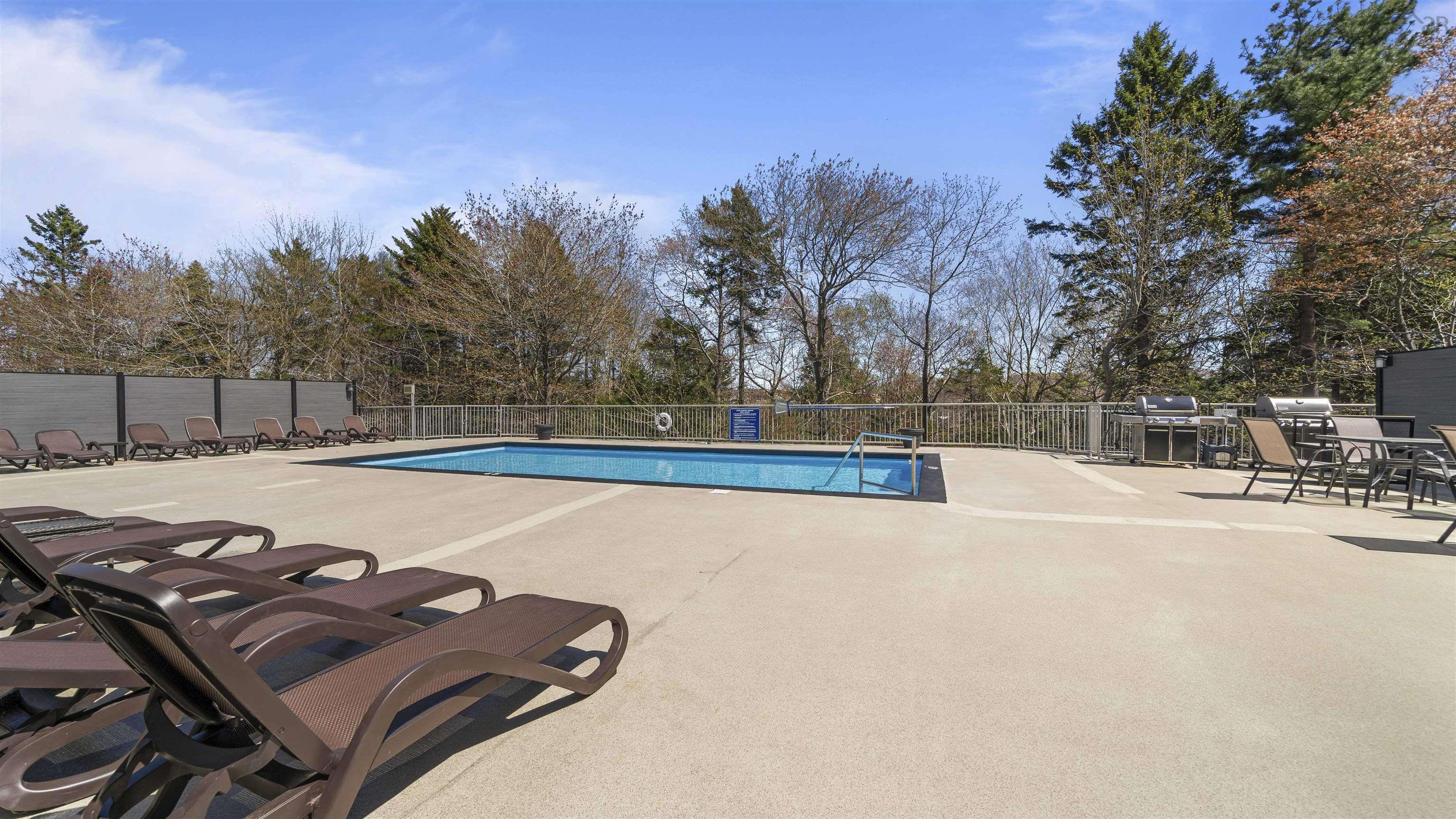 $450,000.00: 509 30 Brookdale Crescent, Dartmouth