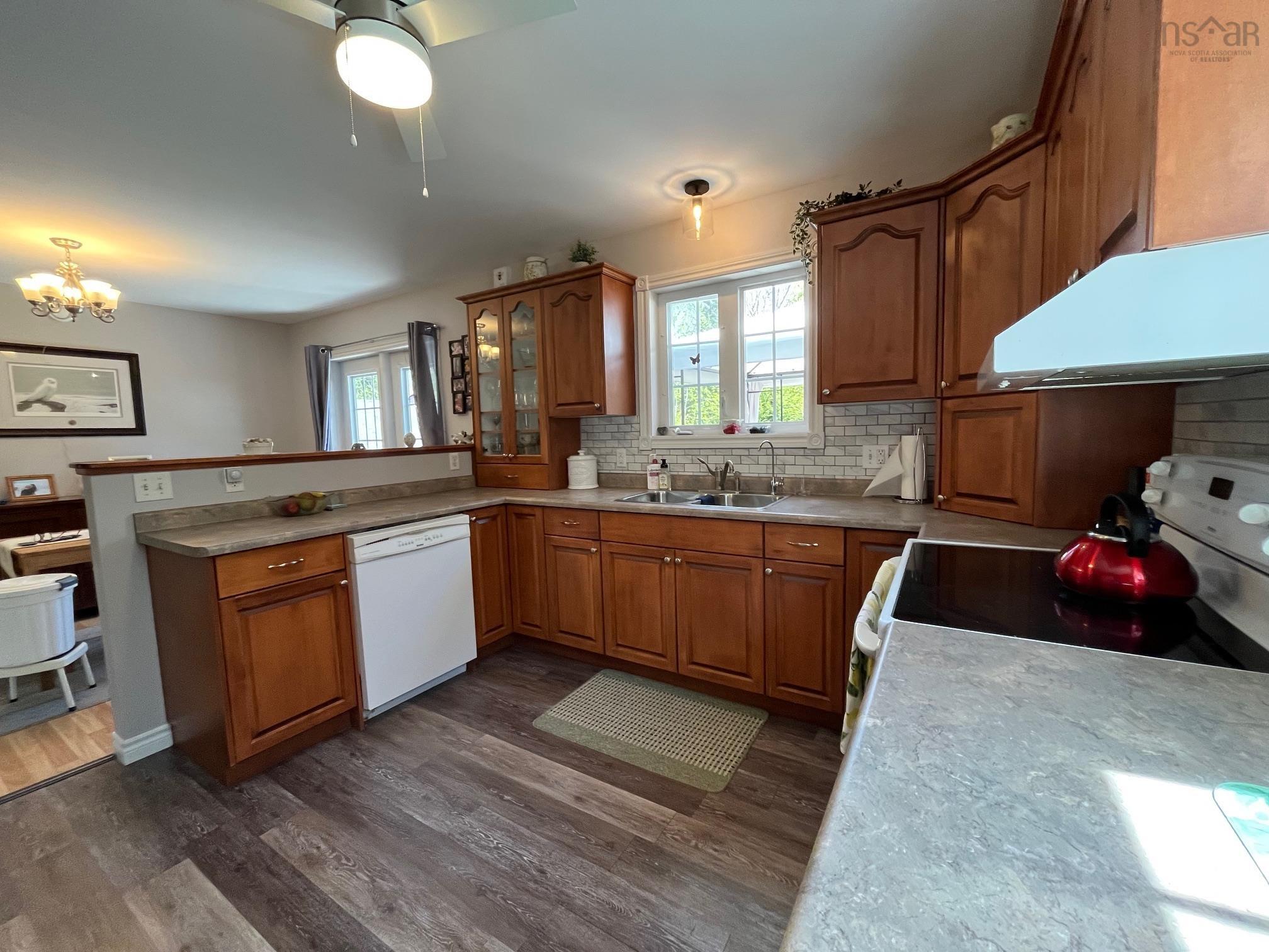 $549,900.00: 20 George Joudrey Road, Pine Grove