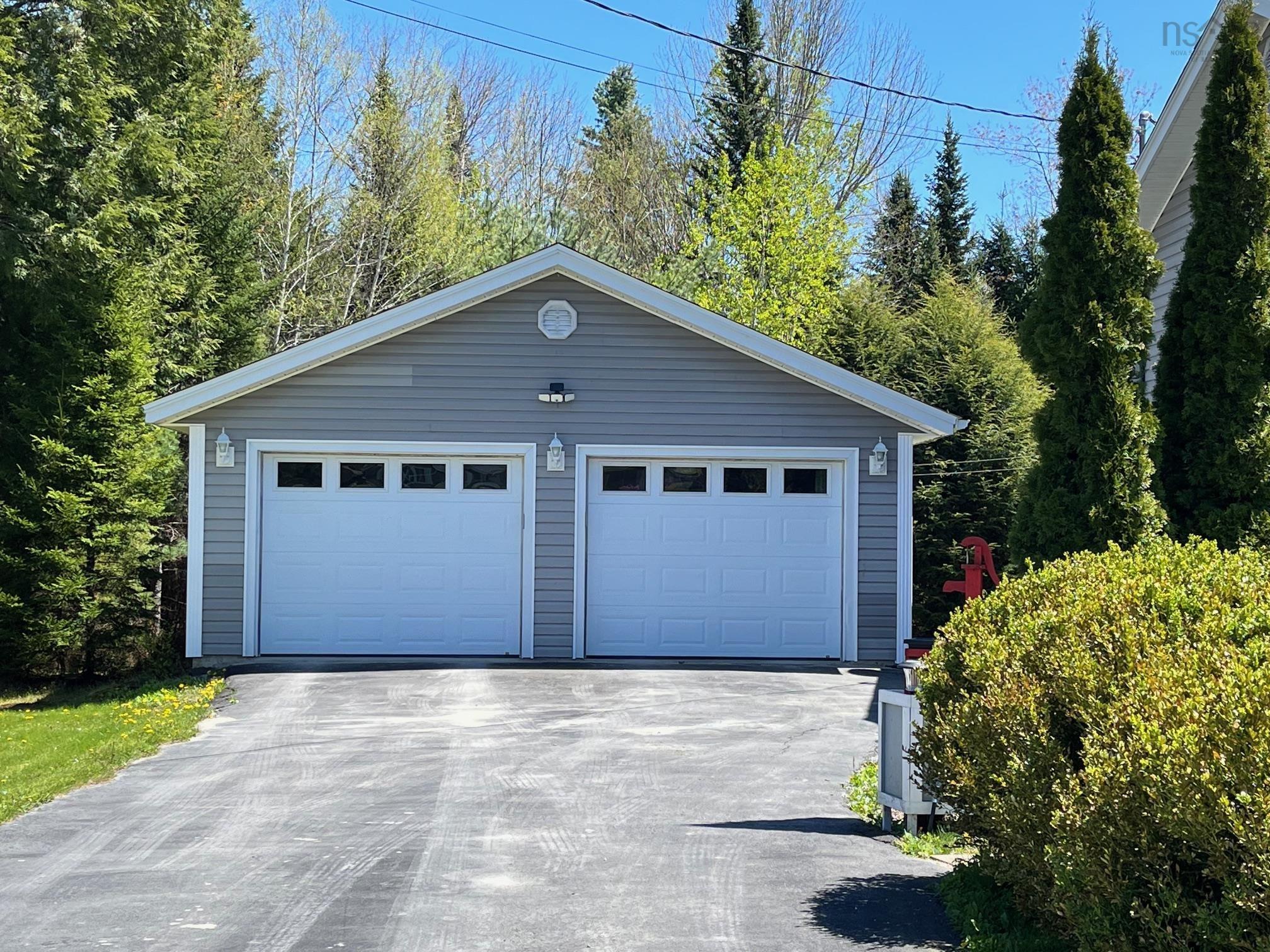 $549,900.00: 20 George Joudrey Road, Pine Grove