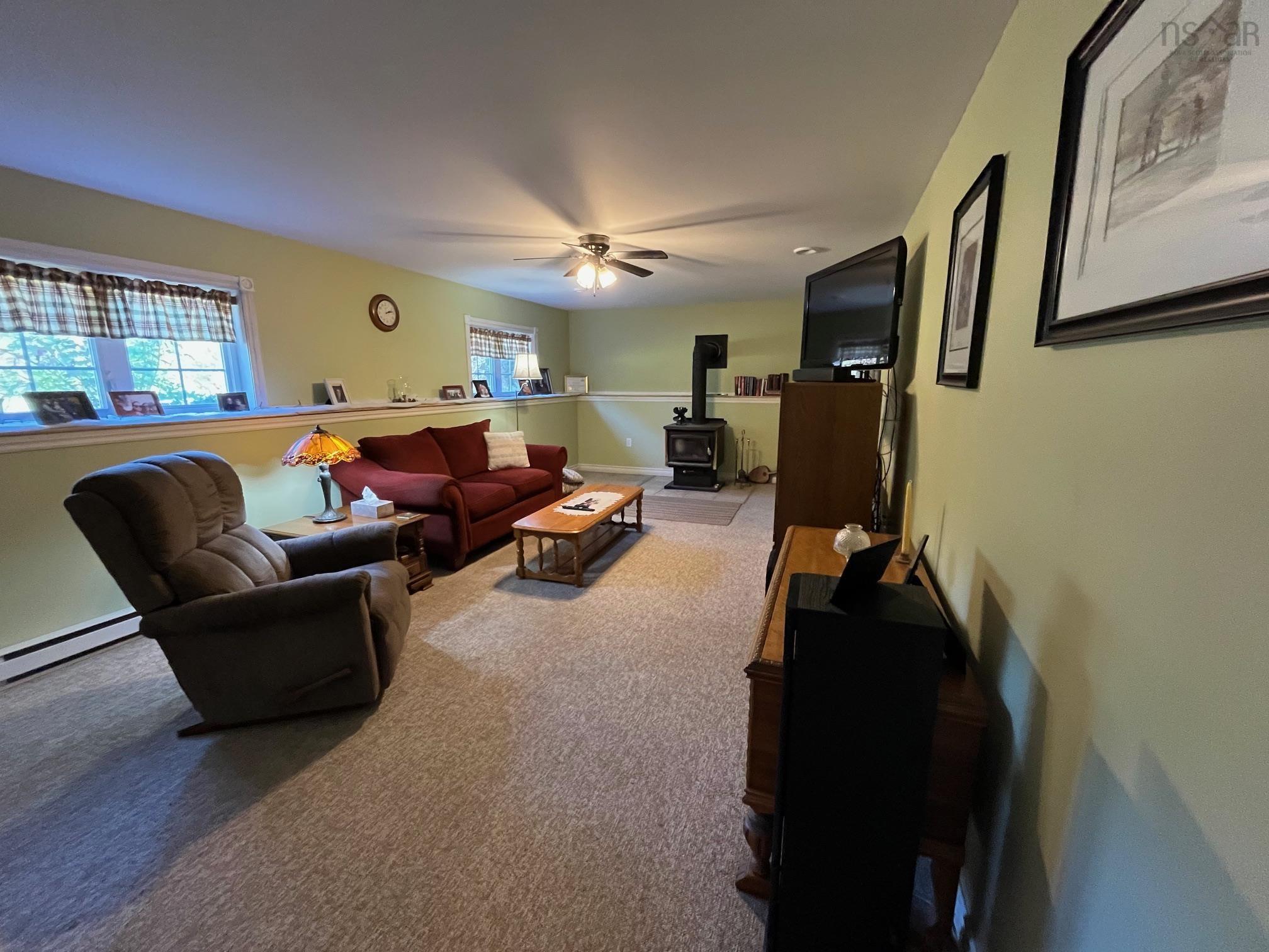 $549,900.00: 20 George Joudrey Road, Pine Grove