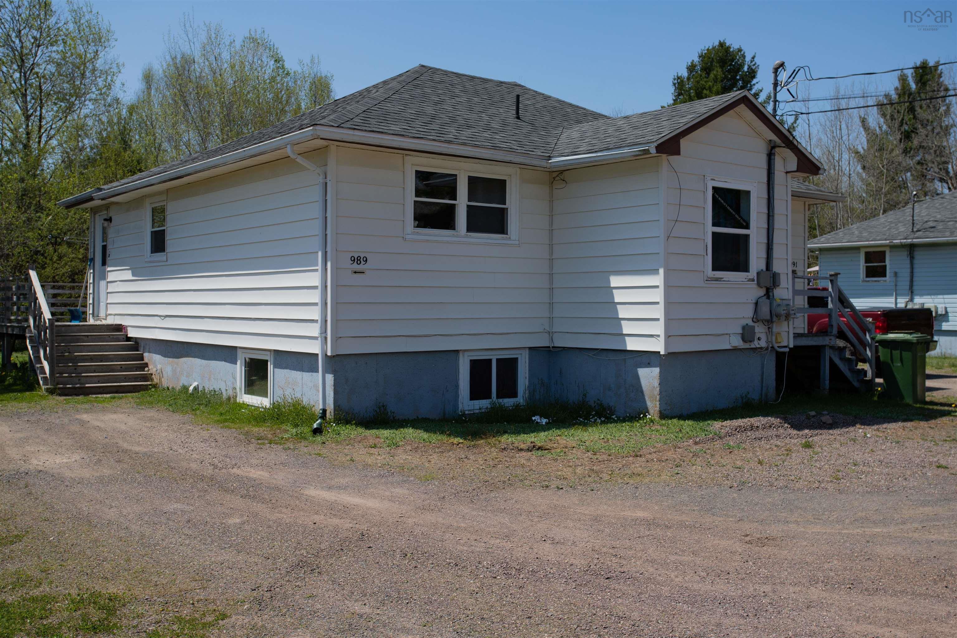 $299,000.00: 989-991 Glasgow Avenue, Greenwood