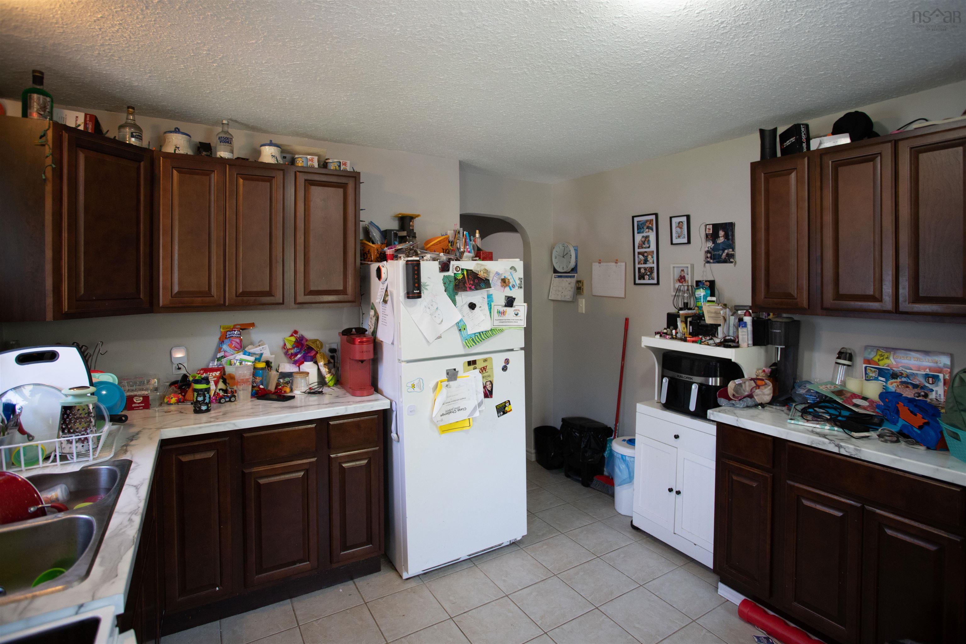 $299,000.00: 989-991 Glasgow Avenue, Greenwood