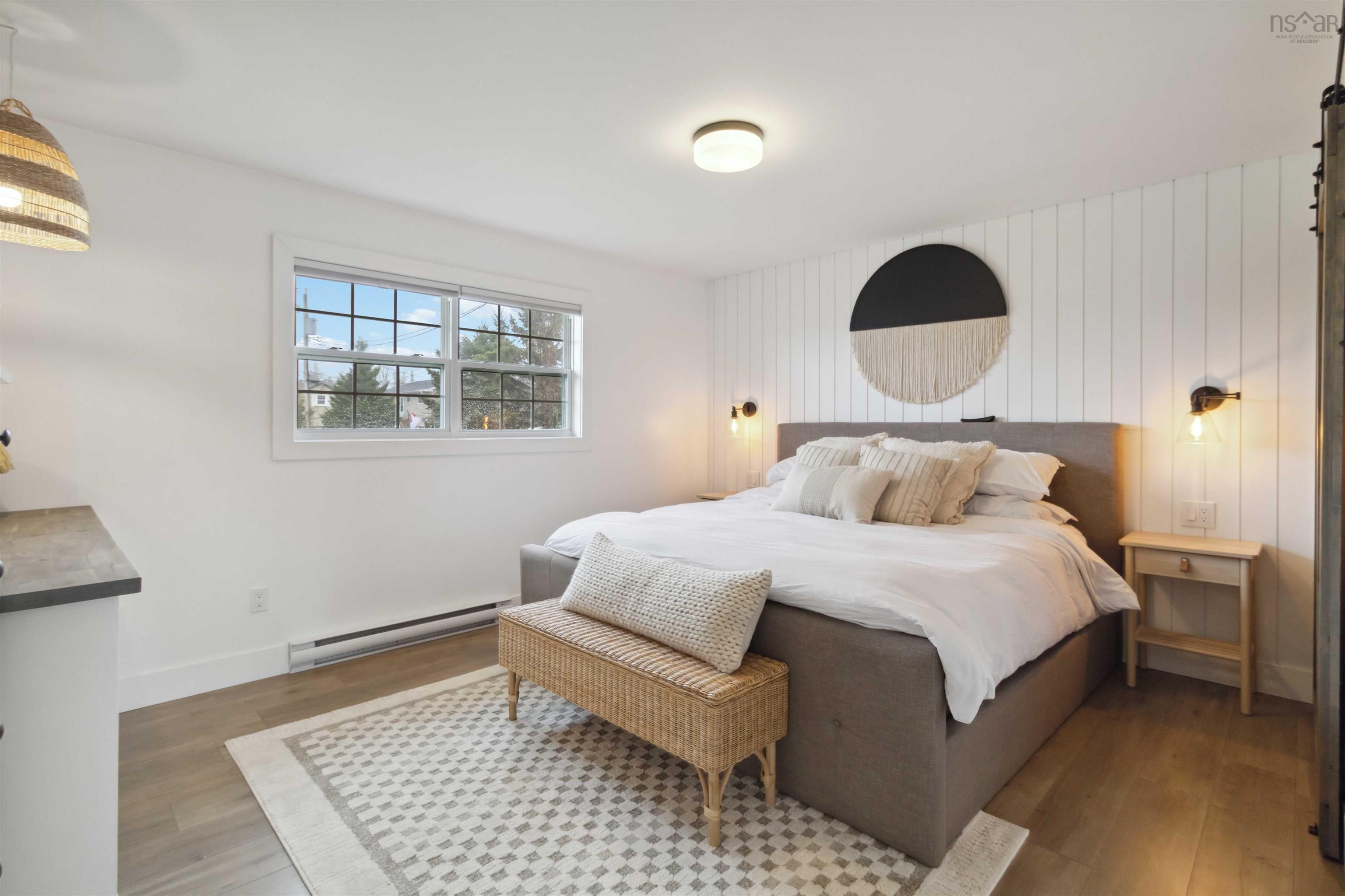 $649,900.00: 59 Parkwood Drive, East Lawrencetown