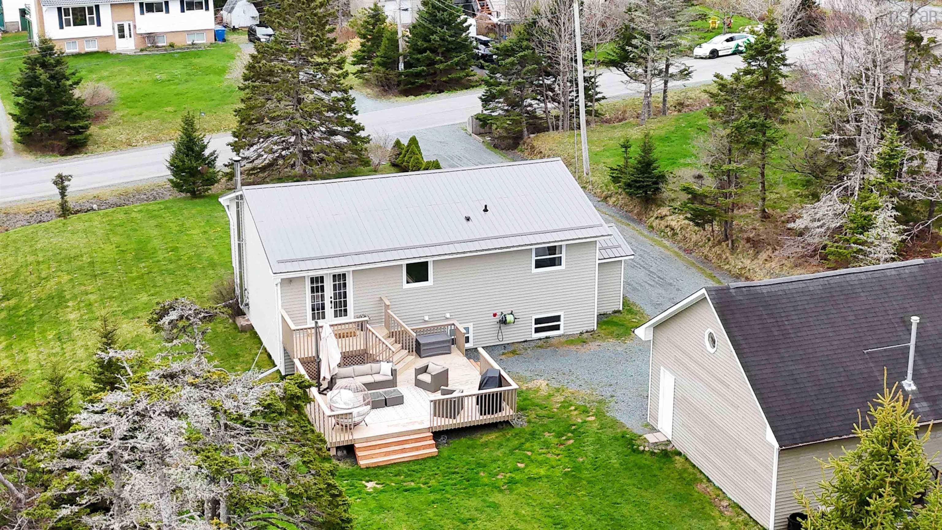 $649,900.00: 59 Parkwood Drive, East Lawrencetown