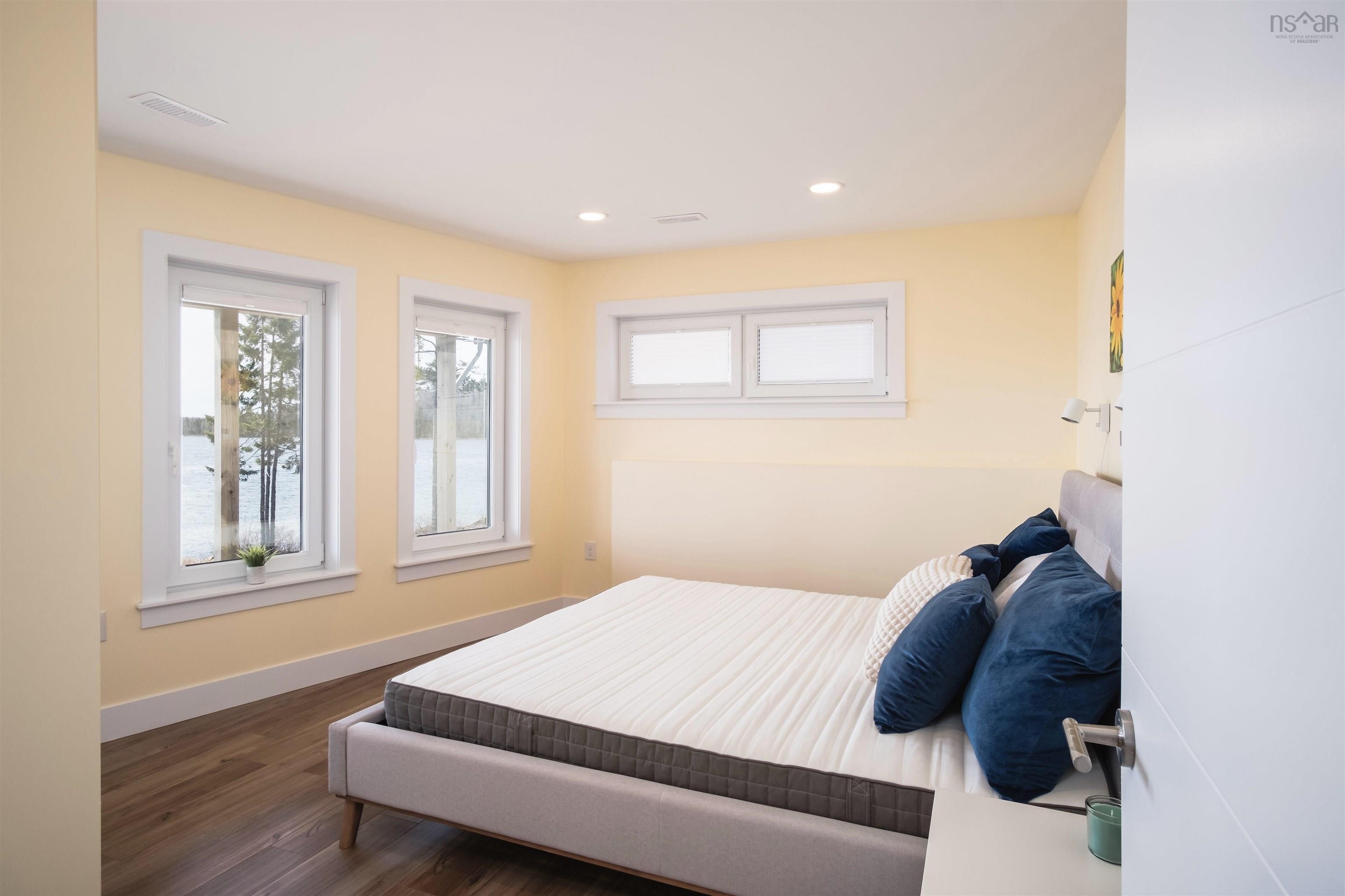 $956,000.00: 234 Redbird Drive, Malagawatch