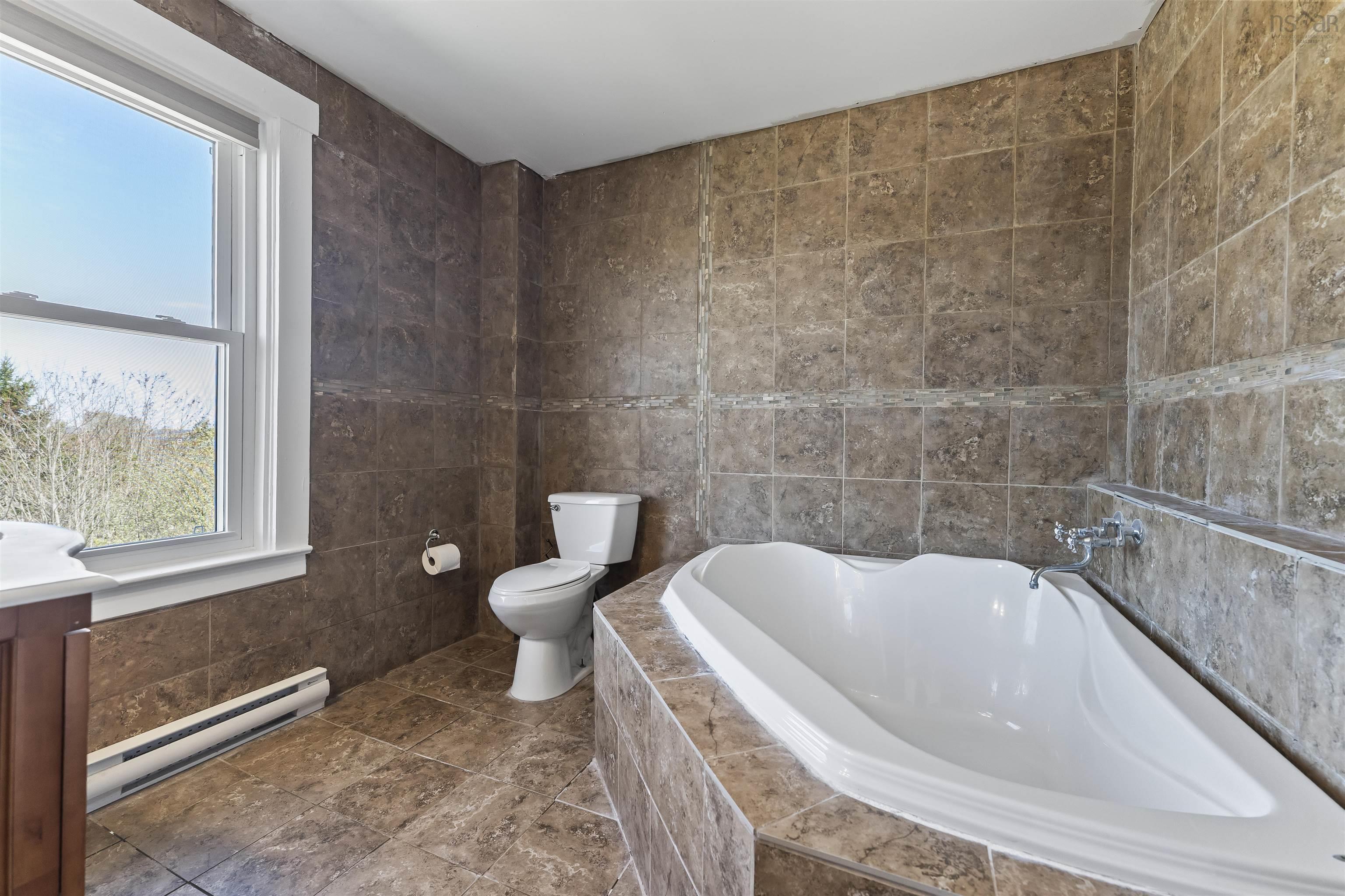 $369,900.00: 3400 Highway 3, East Chester