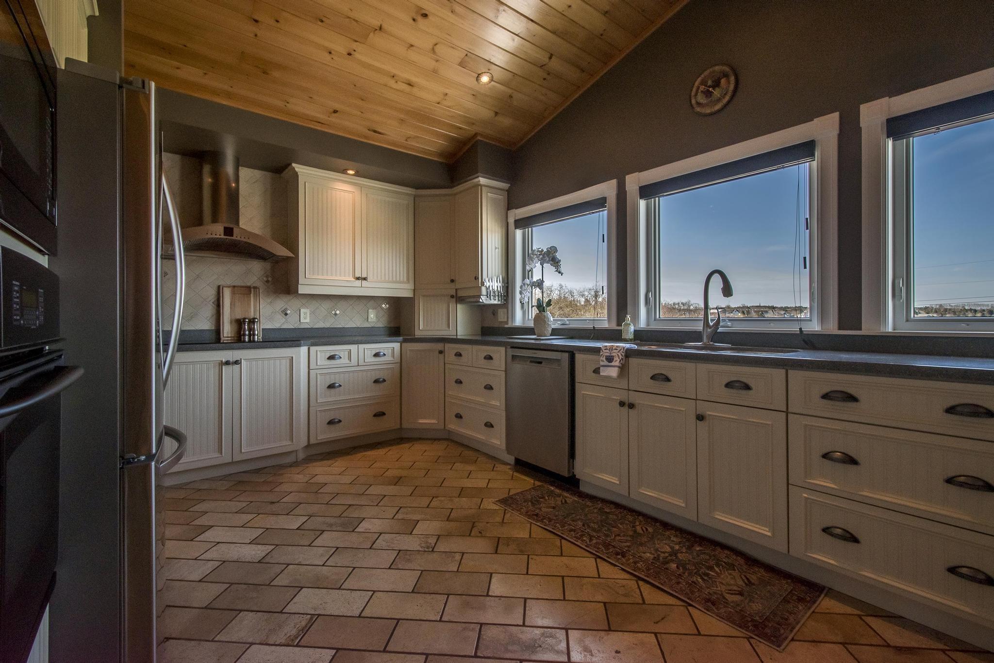 $1,390,000.00: 52 Captain Landers Court, Hebron