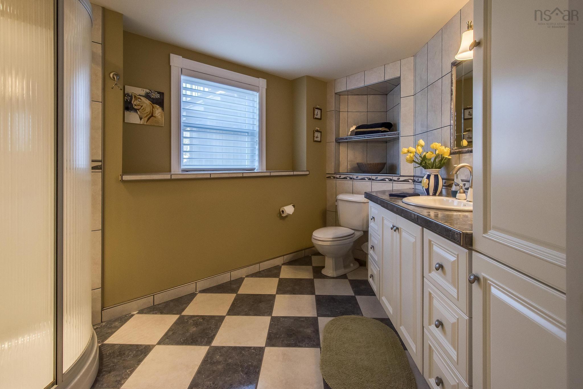 $1,390,000.00: 52 Captain Landers Court, Hebron