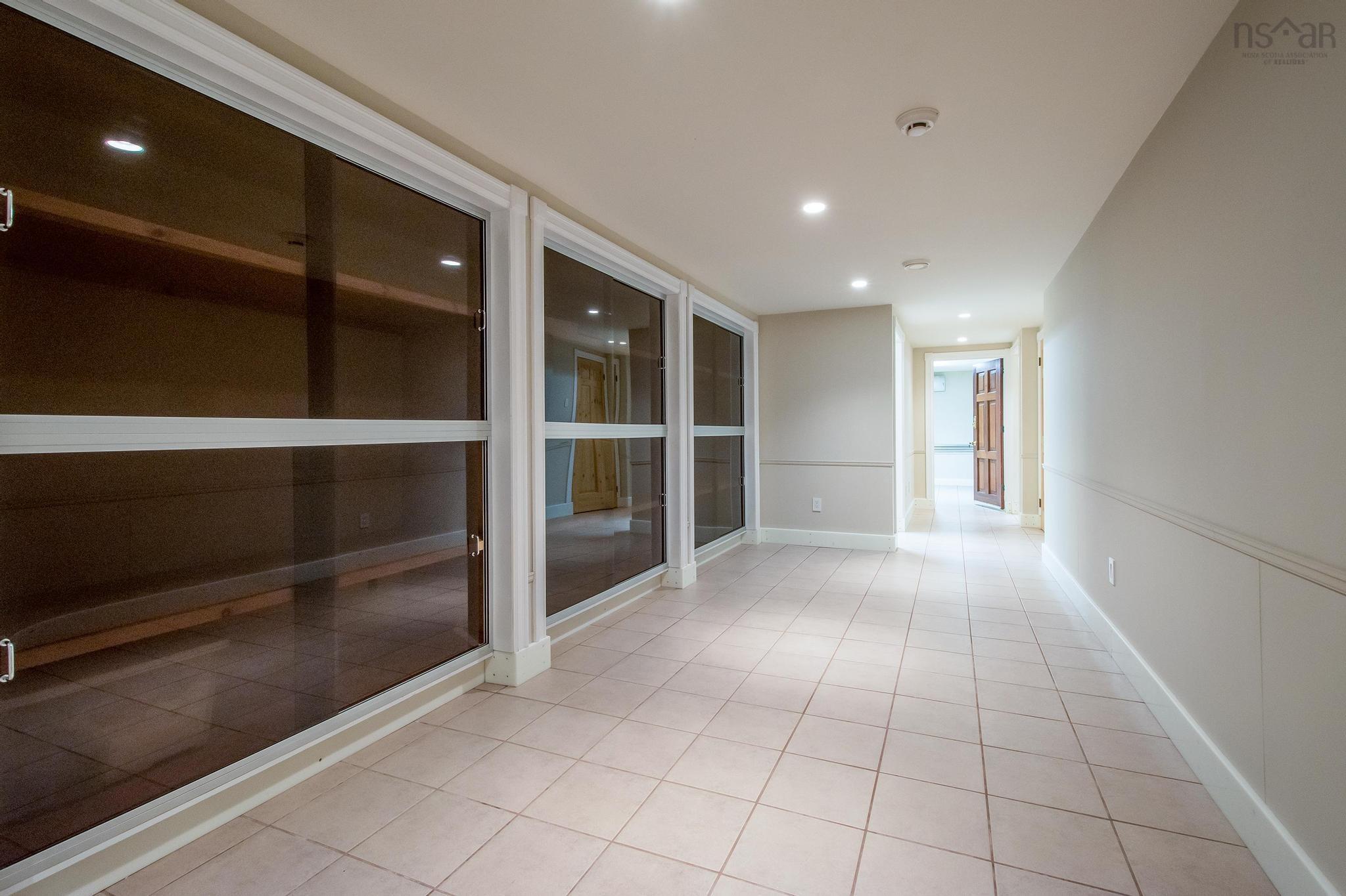 $1,390,000.00: 52 Captain Landers Court, Hebron