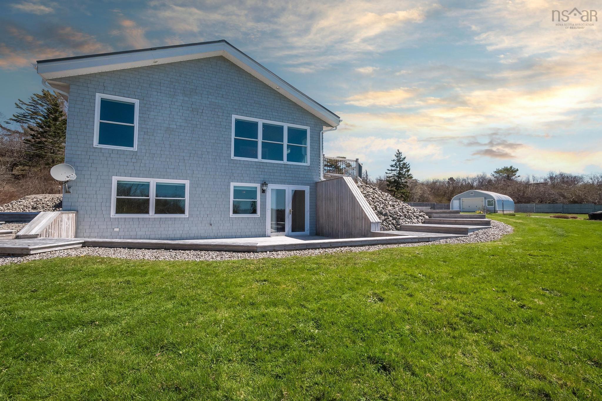 $1,390,000.00: 52 Captain Landers Court, Hebron