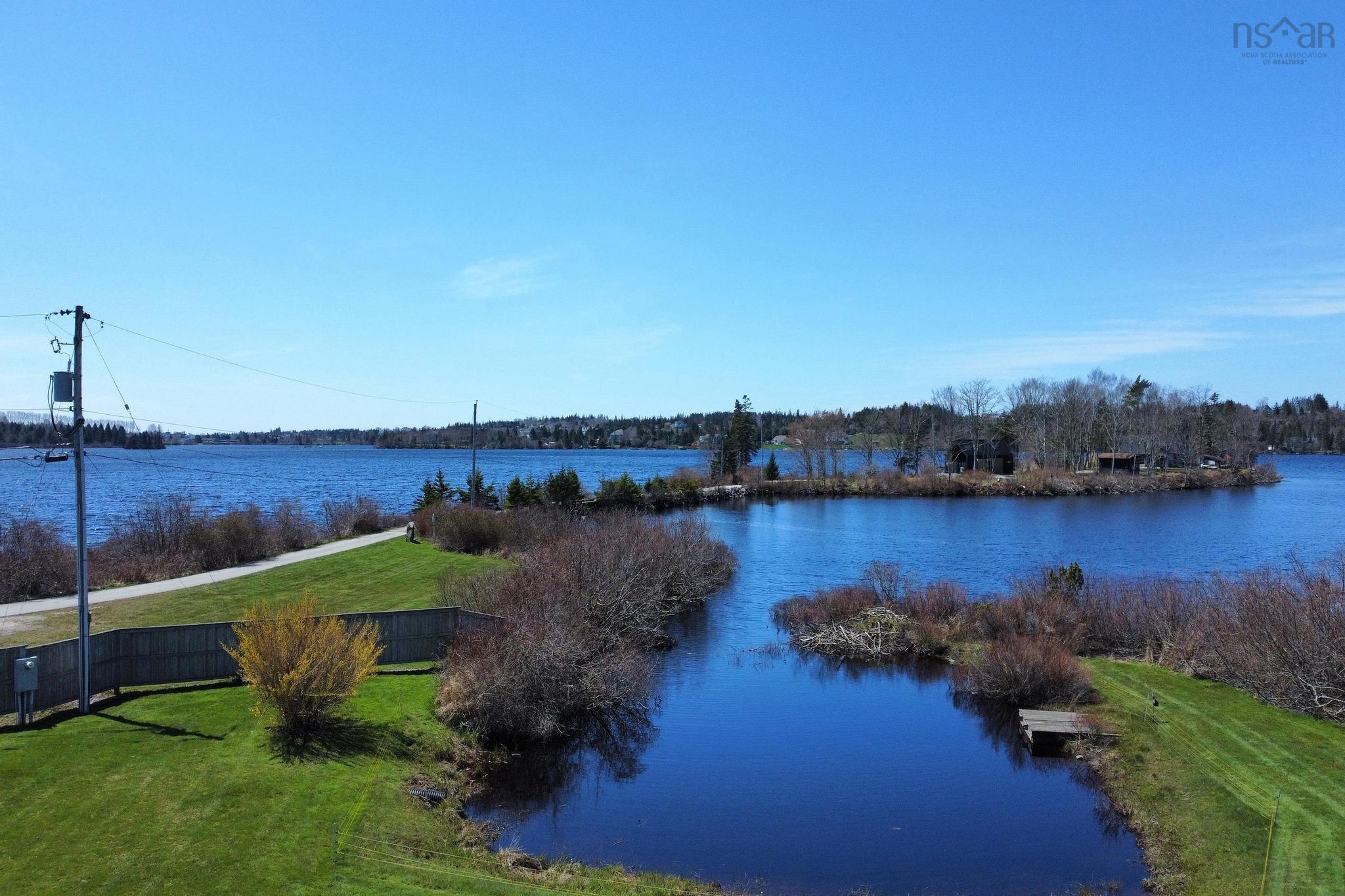 $1,390,000.00: 52 Captain Landers Court, Hebron