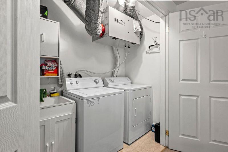 $650,000.00: 3A Dakin Drive, Halifax