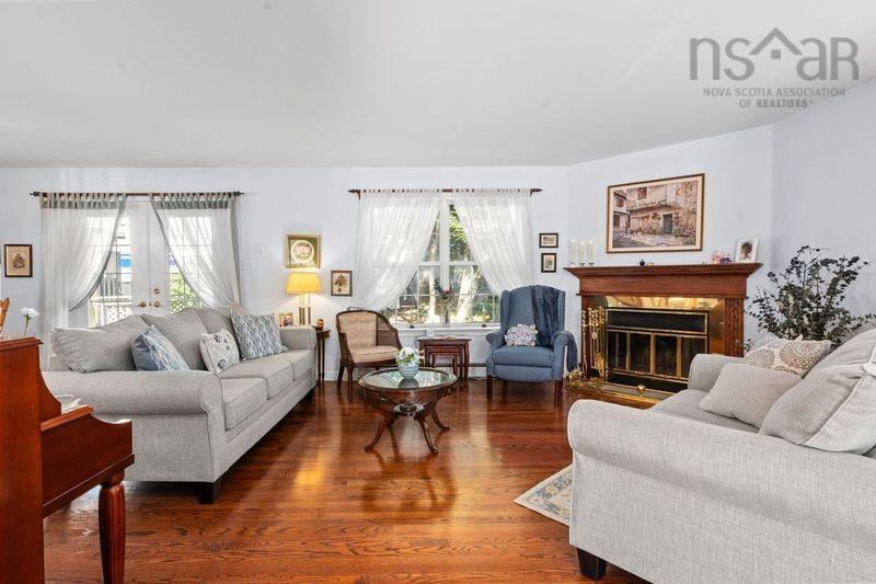 $650,000.00: 3A Dakin Drive, Halifax