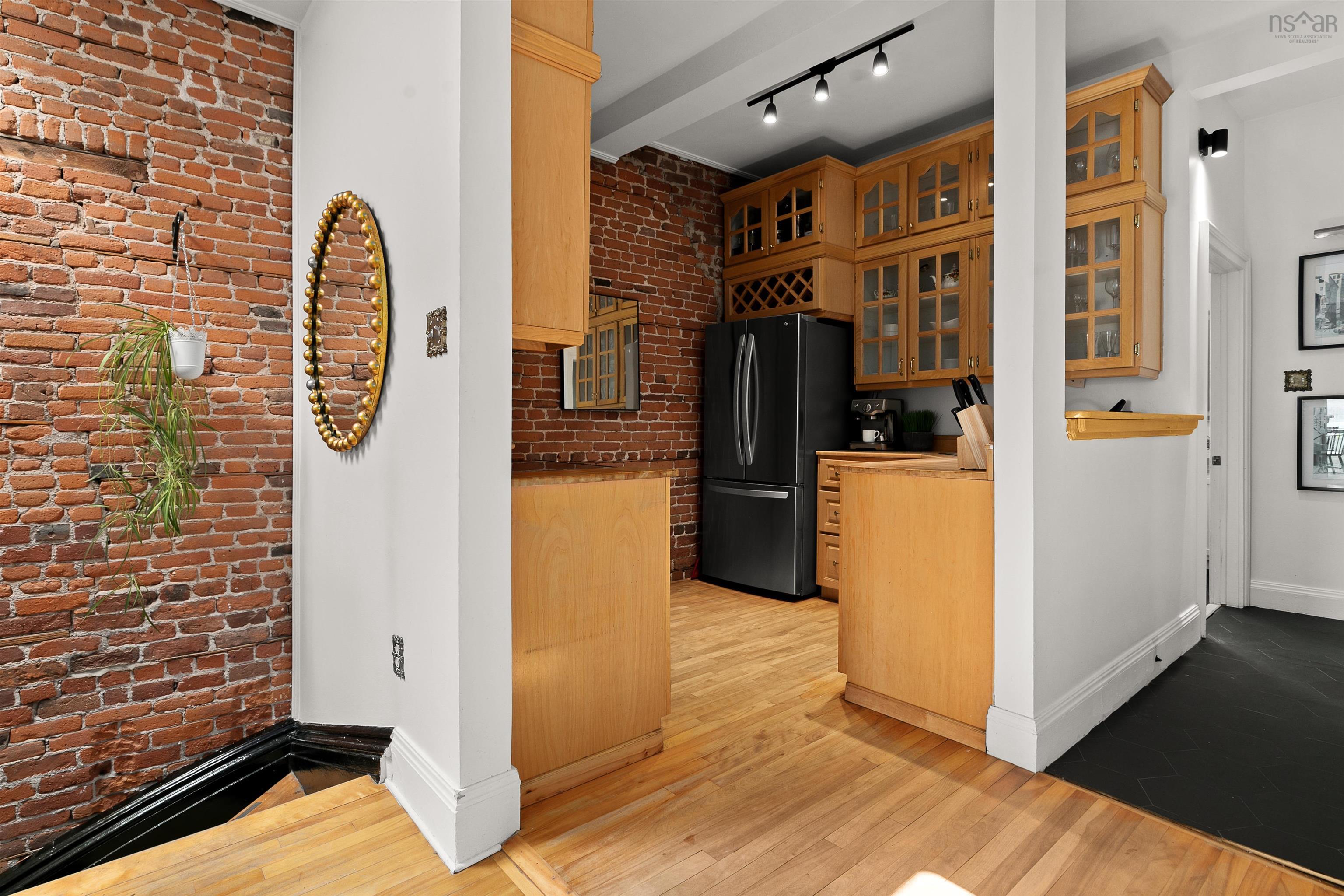 $529,900.00: 3 1354 Queen Street, Halifax