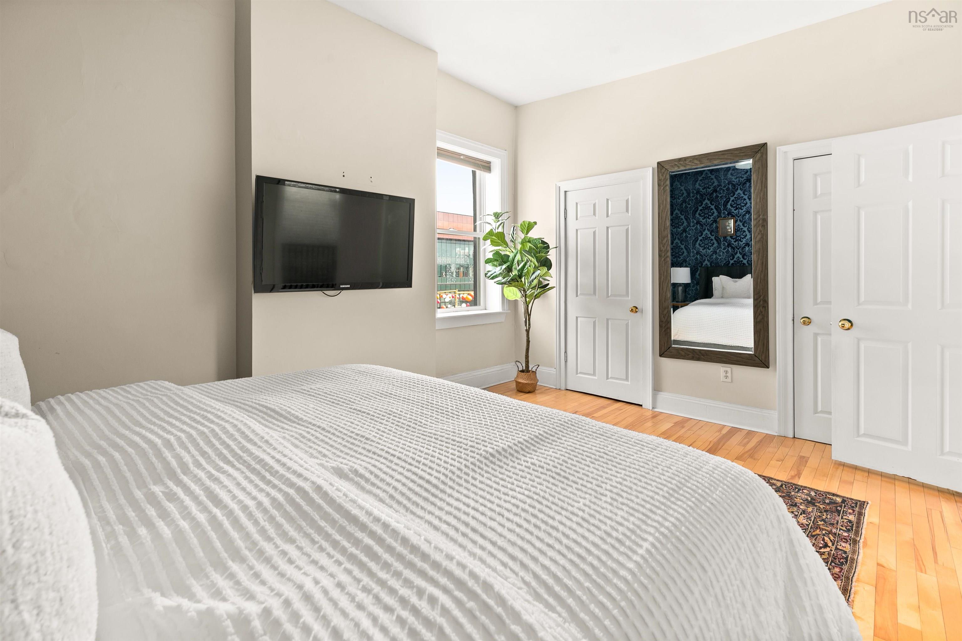 $529,900.00: 3 1354 Queen Street, Halifax