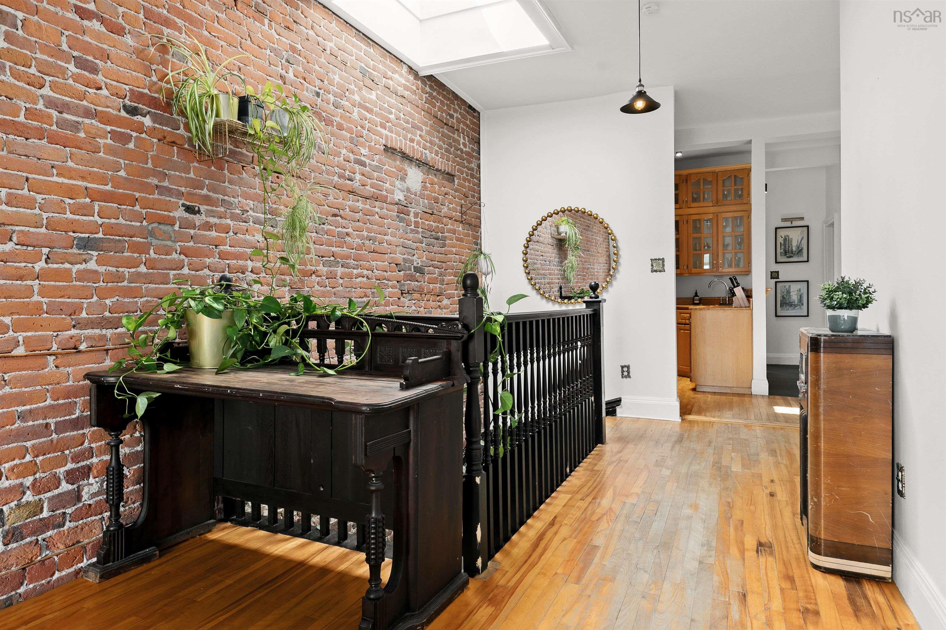 $529,900.00: 3 1354 Queen Street, Halifax
