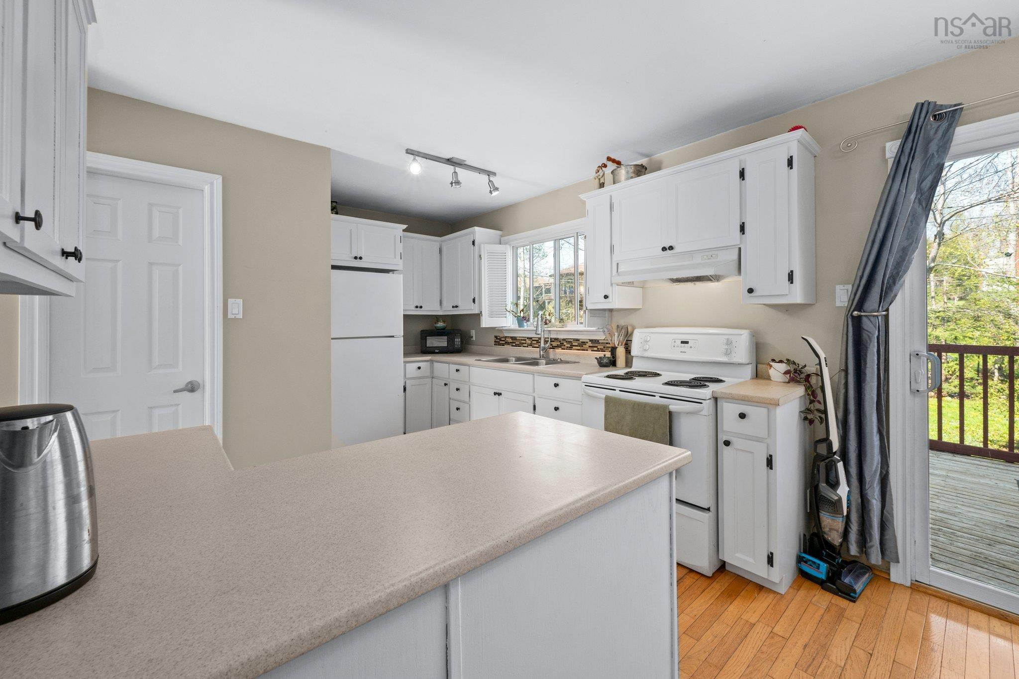 $399,900.00: 10 Langevin Drive, Lower Sackville