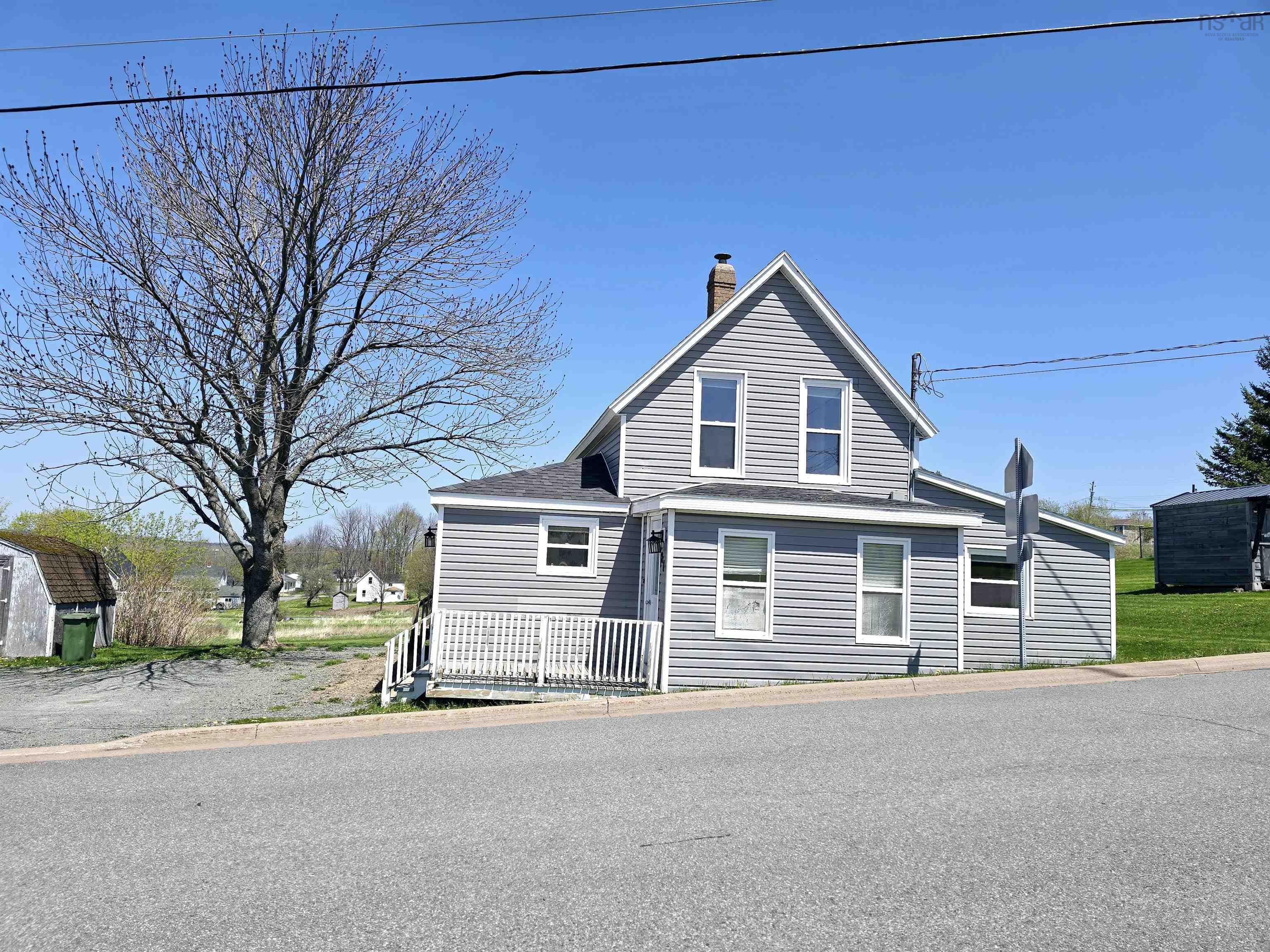 $204,900.00: 81 Grandview Avenue, Trenton
